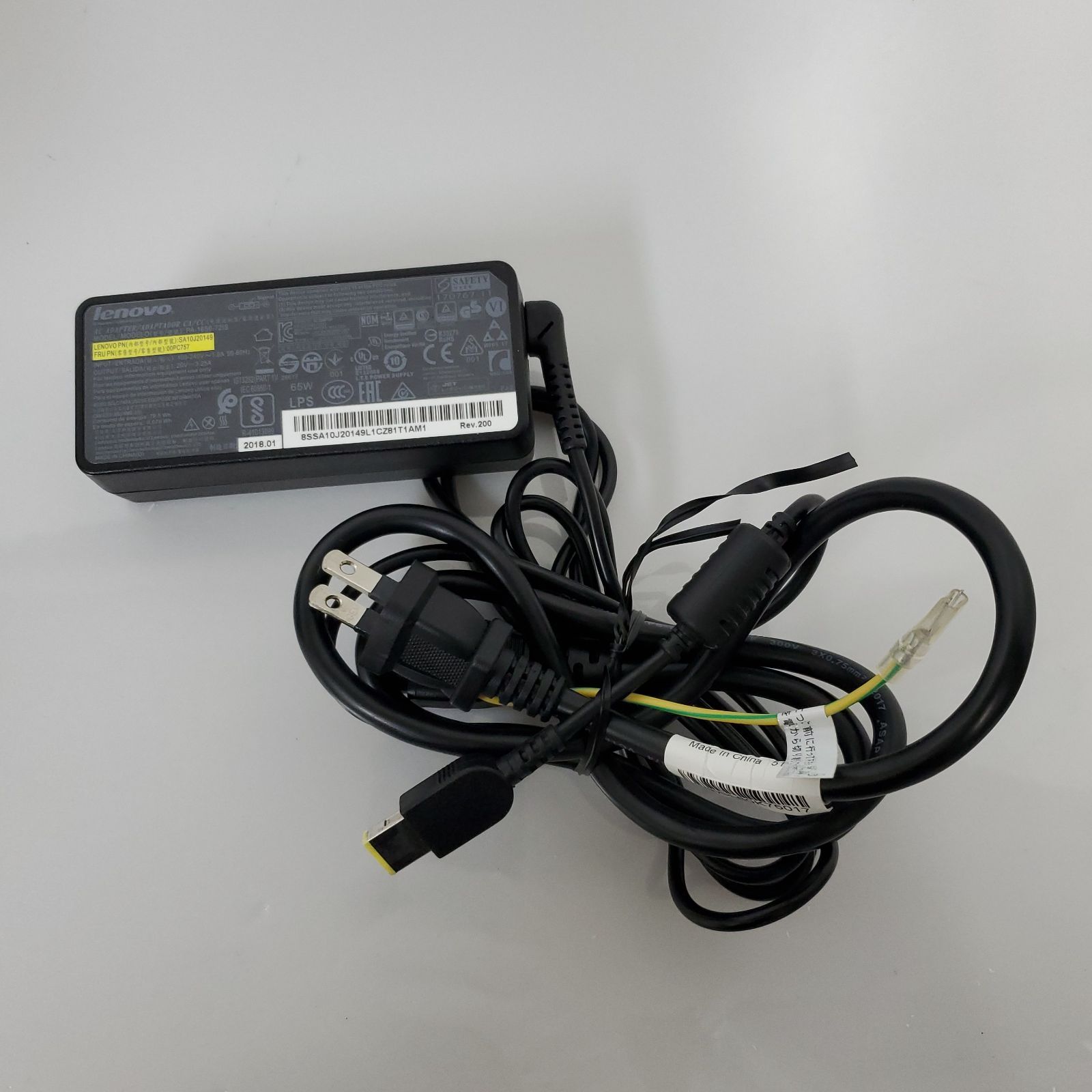 LENOVO・超軽量！デスクトップPC・ThinkCentre M73 Tiny・10AXA36PJP