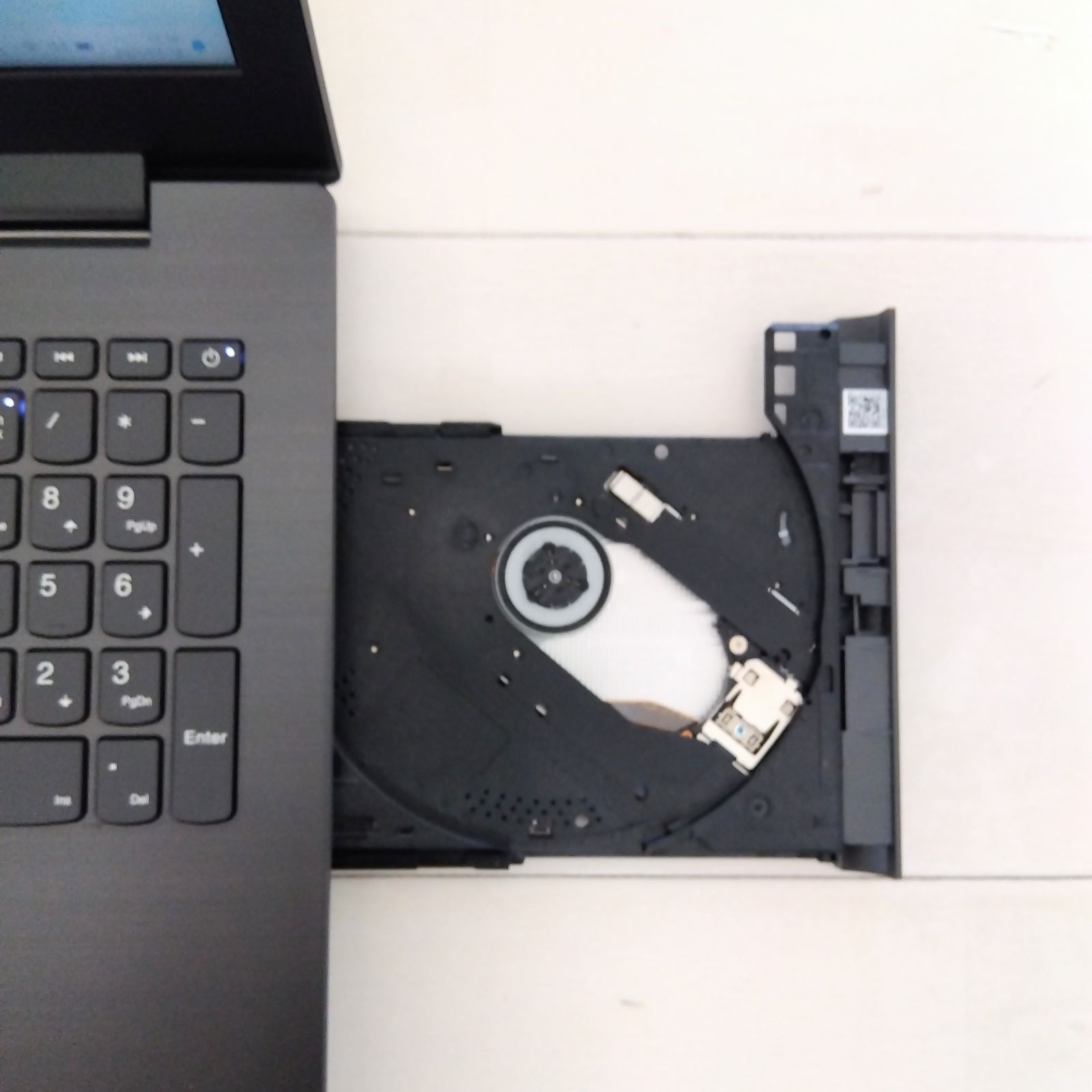 Windows11✨高速SSD✨Lenovoノートパソコン✨カメラ＆Office付きPC✨98