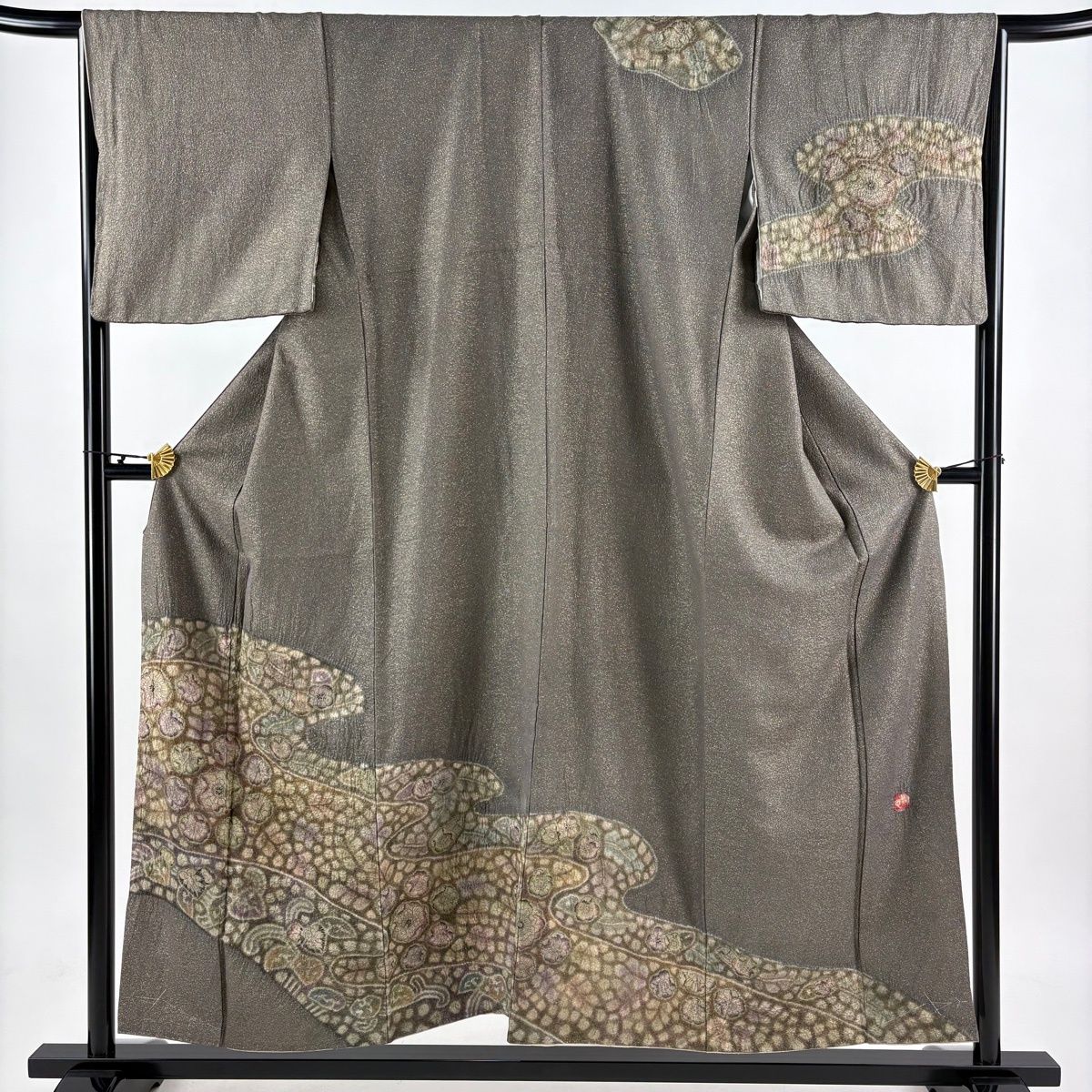 【在庫一掃】 【美品】 訪問着 身丈154cm 裄丈65.5cm M 袷 樋熊哲也 落款 辻が花 流水 金通し 灰緑 正絹 逸品 【中古】