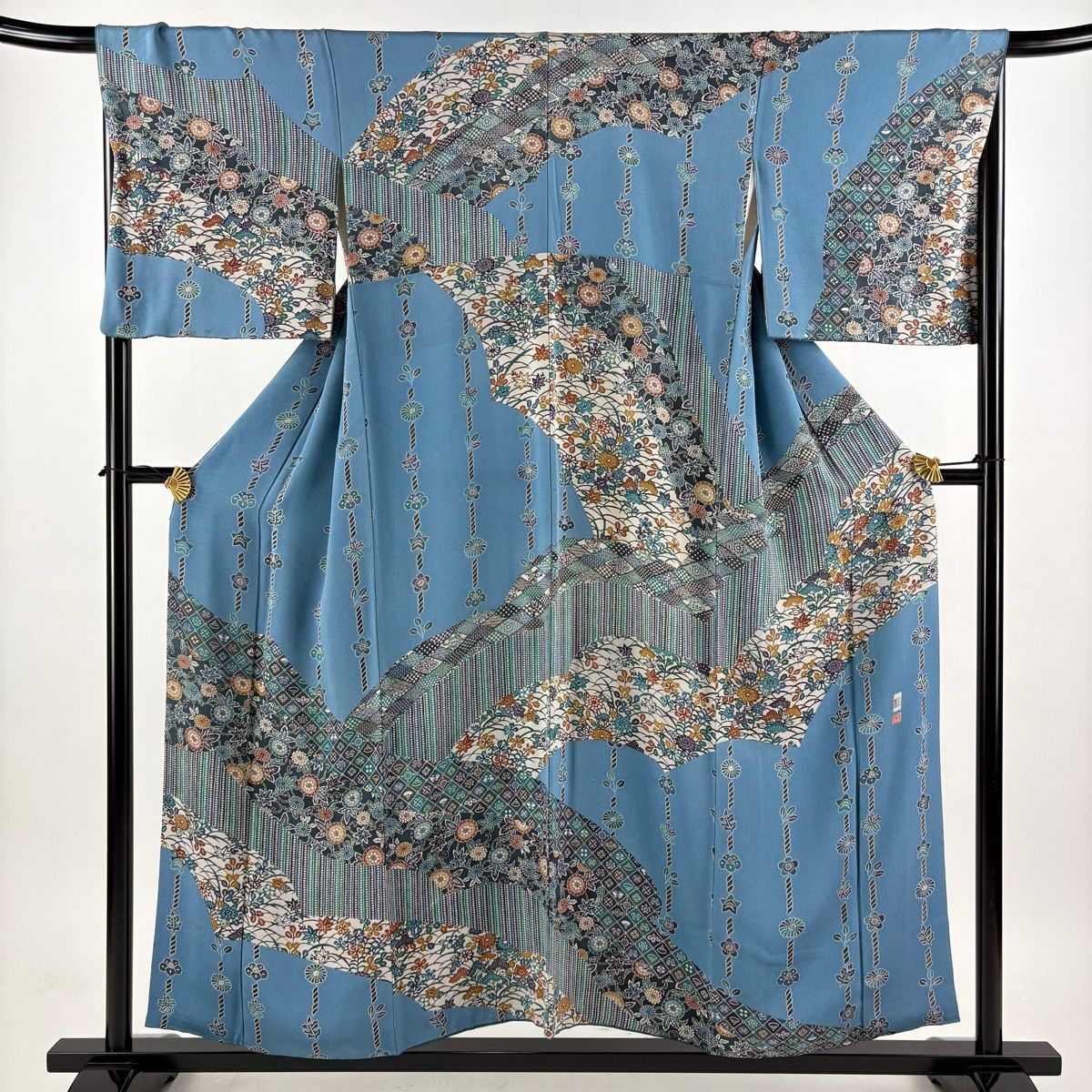 【在庫一掃】 訪問着 身丈153.5cm 裄丈68cm L 袷 五味桂子 落款 菊唐草 縞 縮緬 水色 正絹 逸品 【中古】