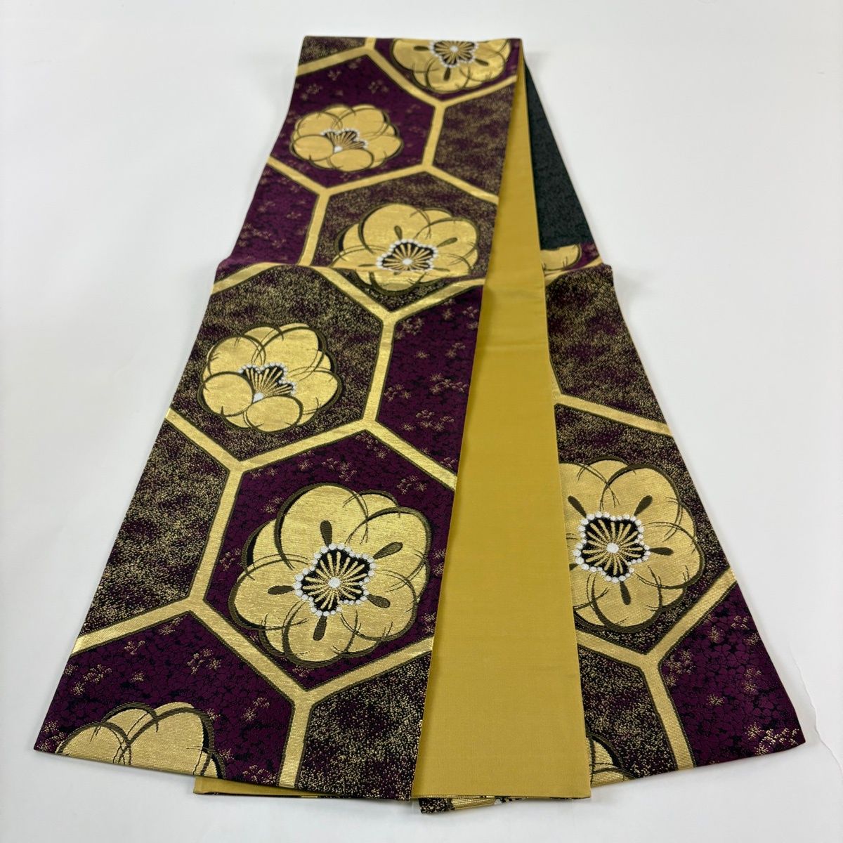 在庫一掃】 【美品】 袋帯 秀品 梅 亀甲 金糸 箔 紫 六通 正絹 【中古