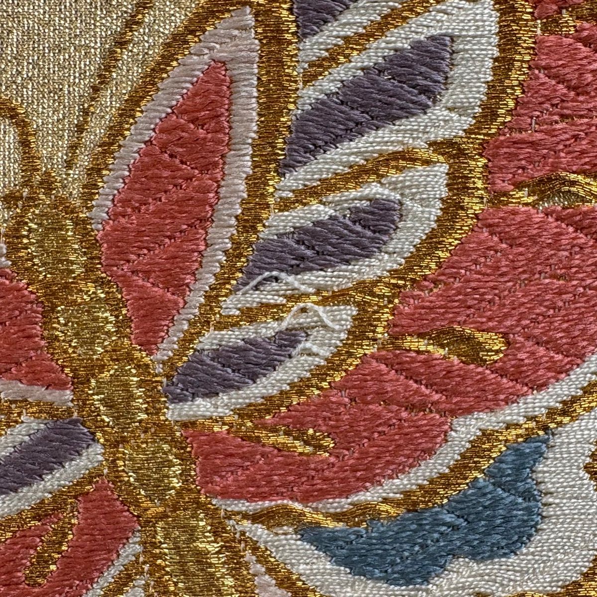 在庫一掃】 【美品】 袋帯 秀品 蝶 草花 唐織 箔 金色 六通 正絹