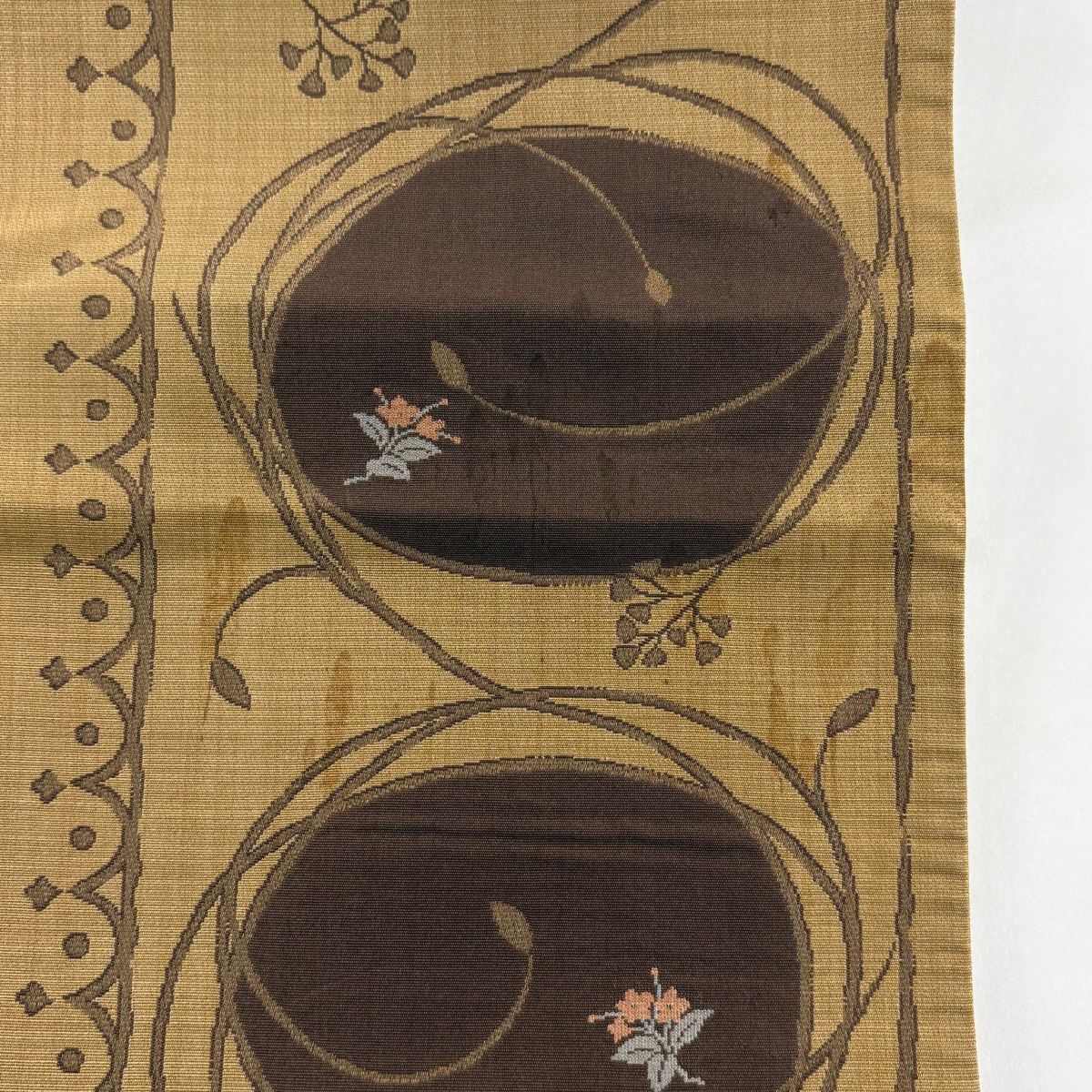 在庫一掃】 袋帯 秀品 唐草 草花 茶色 六通 正絹 【中古】 - メルカリ
