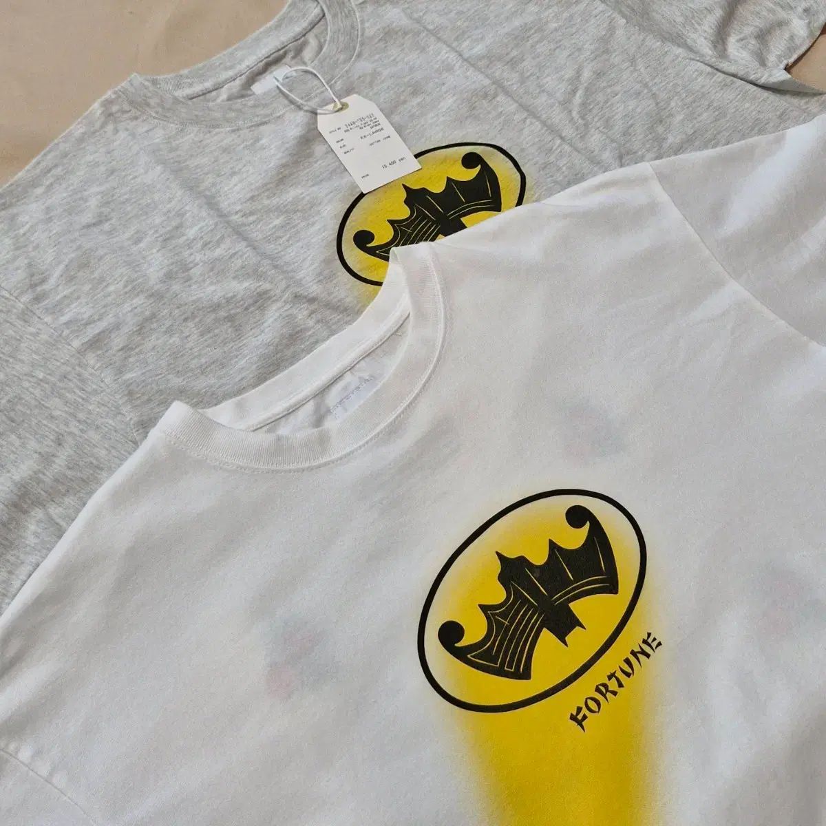 サスクワァッチ ファブリック B2B Tシャツ サスクワァッチ ファブリック B2B Tシャツ