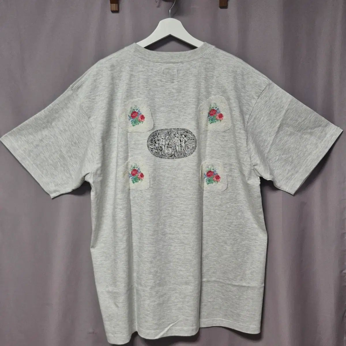 サスクワァッチ ファブリック B2B Tシャツ サスクワァッチ ファブリック B2B Tシャツ