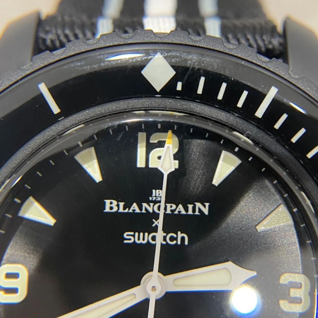 【稼動/極美品】BLANCPAIN × Swatch 自動巻き S035B400 稼働・美品】BLANCPAIN × Swatch Ocean of Storms 自動巻き S035B400