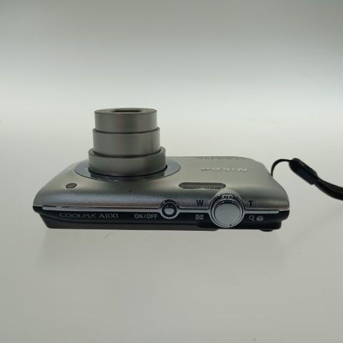 Nikon COOLPIX A100 Silver コンパクトデジタルカメラ /
