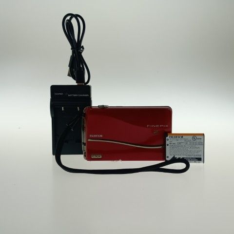 FUJIFILM FINEPIX Z800EXR Red コンパクトデジタルカメラ / - メルカリ