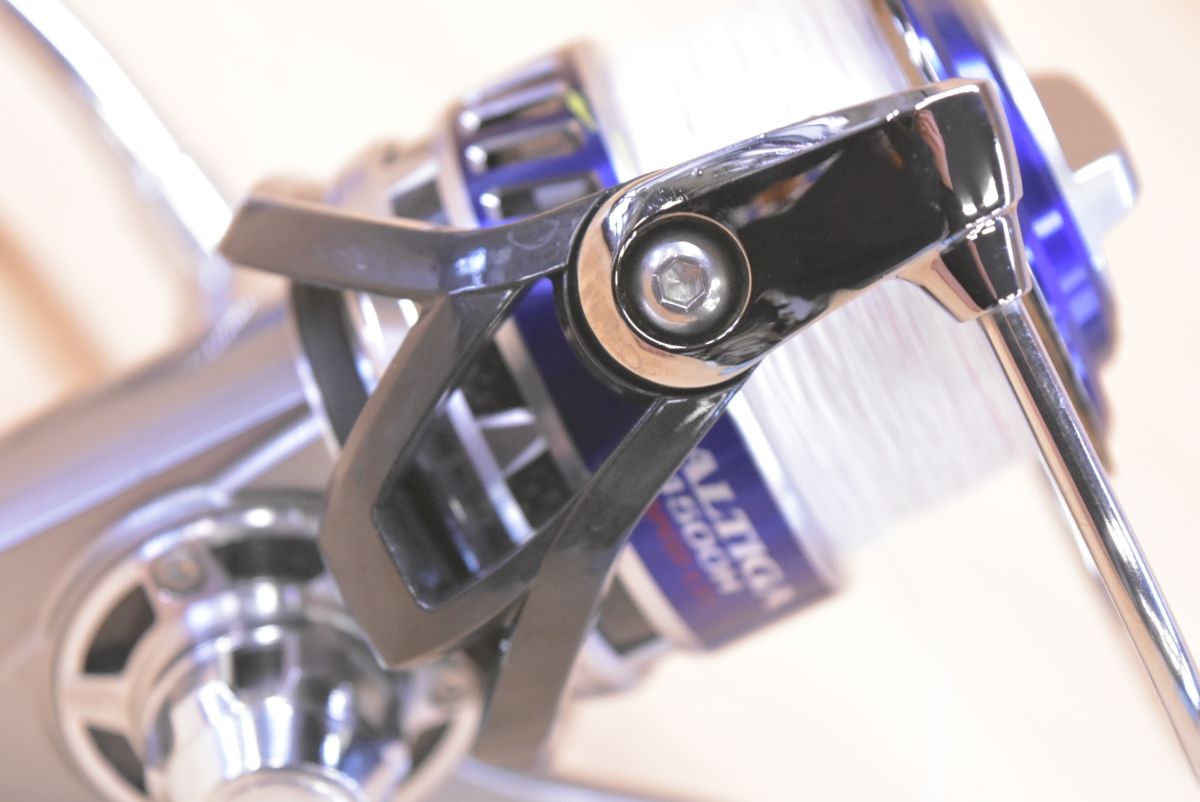 ダイワ 15 ソルティガ 4500H スピニングリール DAIWA SALTIGA