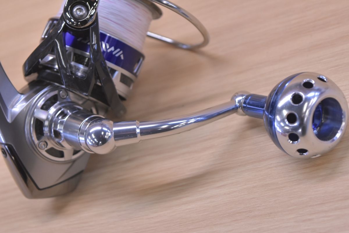 ダイワ 15 ソルティガ 4500H スピニングリール DAIWA SALTIGA