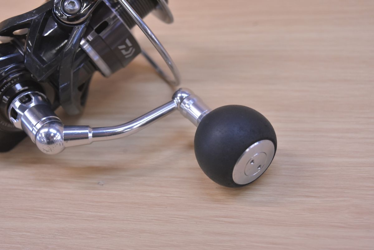 ダイワ 16 キャタリナ 4000H スピニングリール DAIWA CATALINA