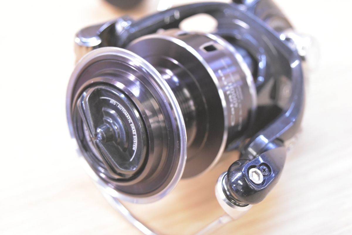 ダイワ 16 キャタリナ 4000H スピニングリール DAIWA CATALINA