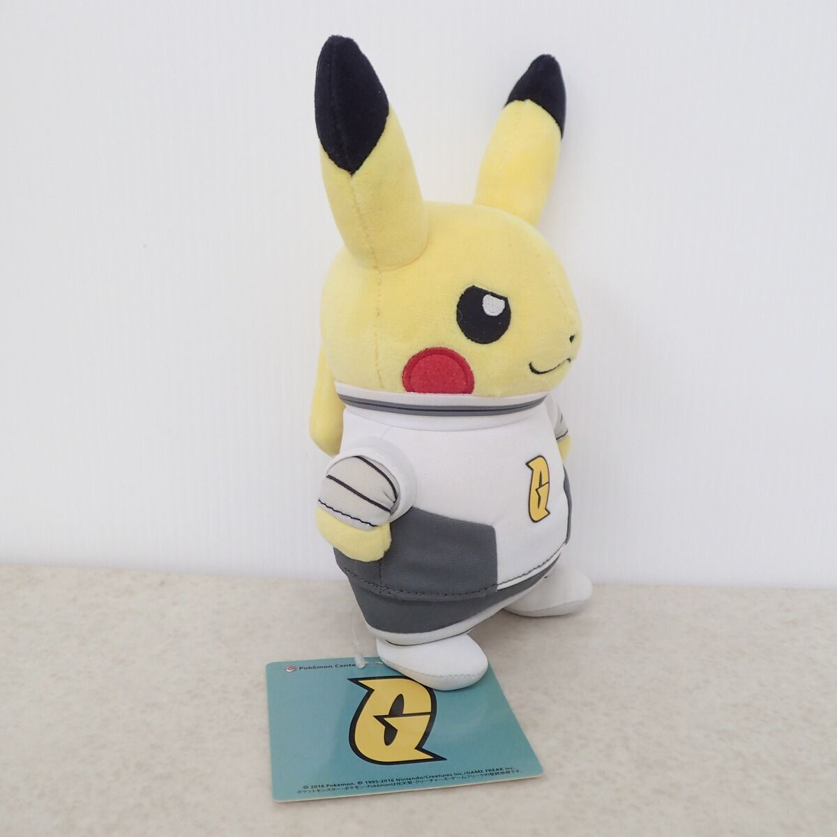 ポケモンセンター ぬいぐるみ 団員ごっこピカチュウ ギンガ団 紙タグ