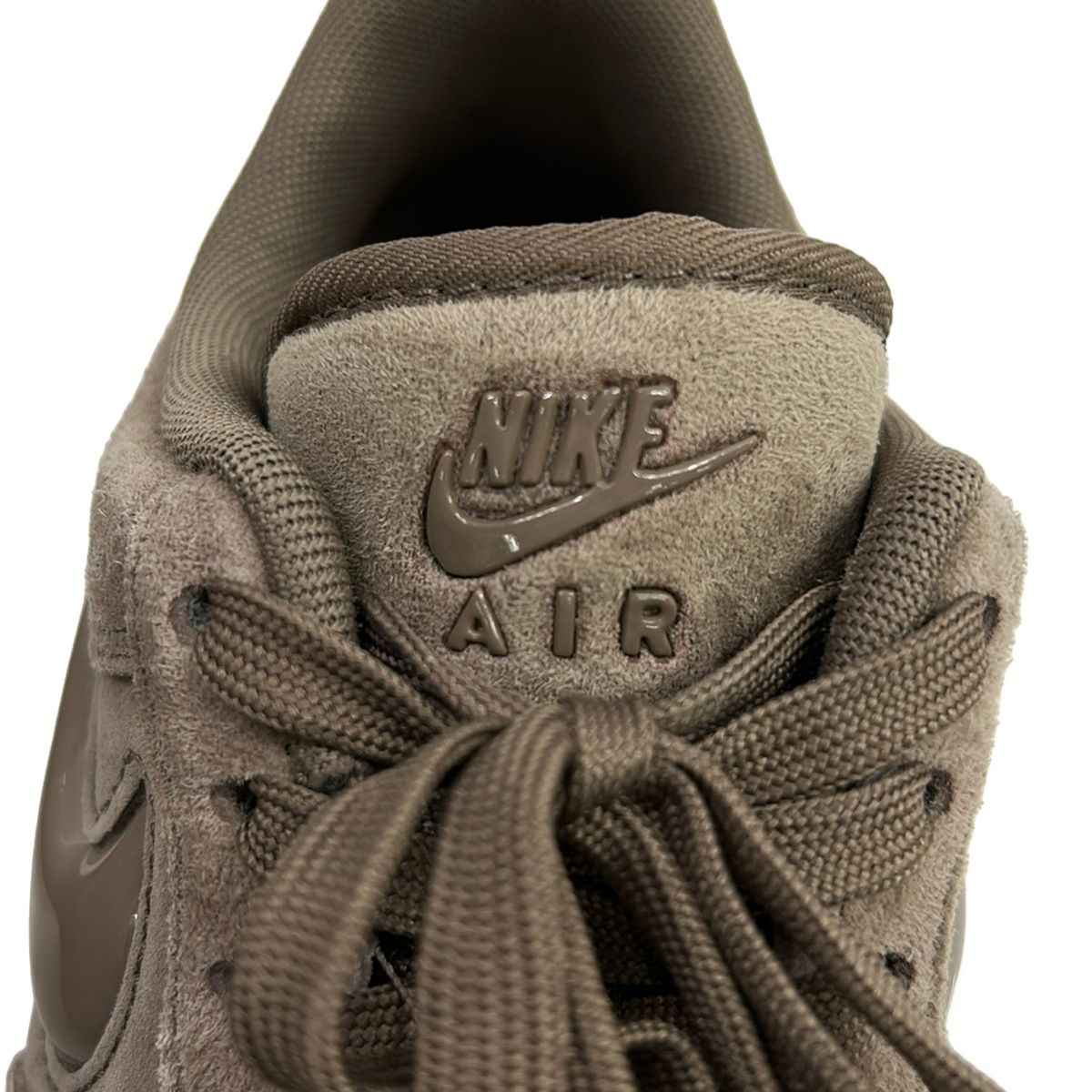 NIKE(ナイキ) スニーカー 23 レディース エアフォース1’07 HV4406-200 グレーベージュ