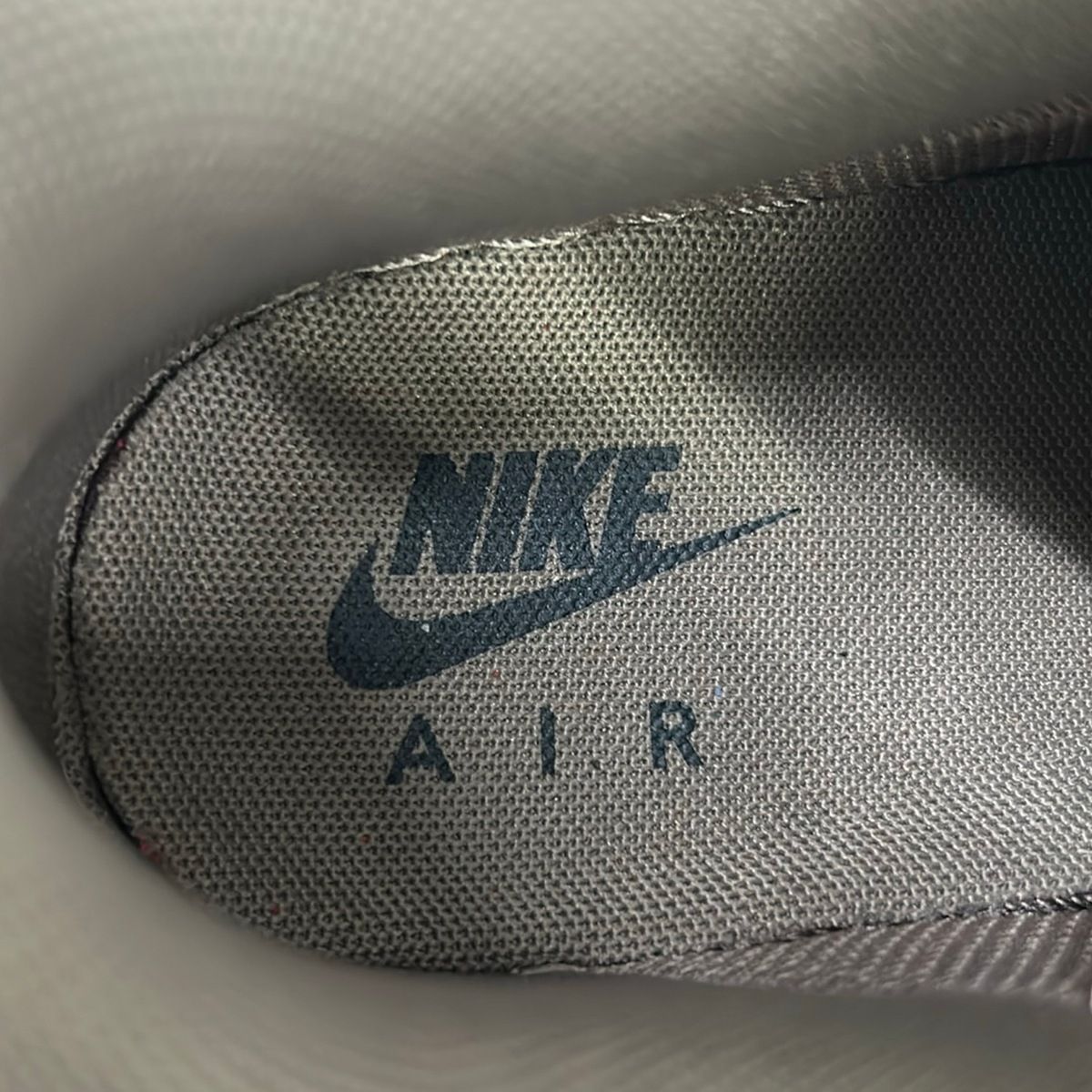 NIKE(ナイキ) スニーカー 23 レディース エアフォース1’07 HV4406-200 グレーベージュ
