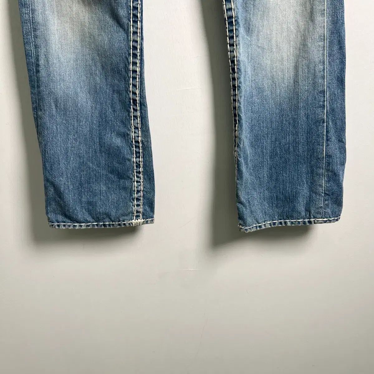 トゥルーレリジョン ビリー スーパーT ブーツカット デニム パンツ 30