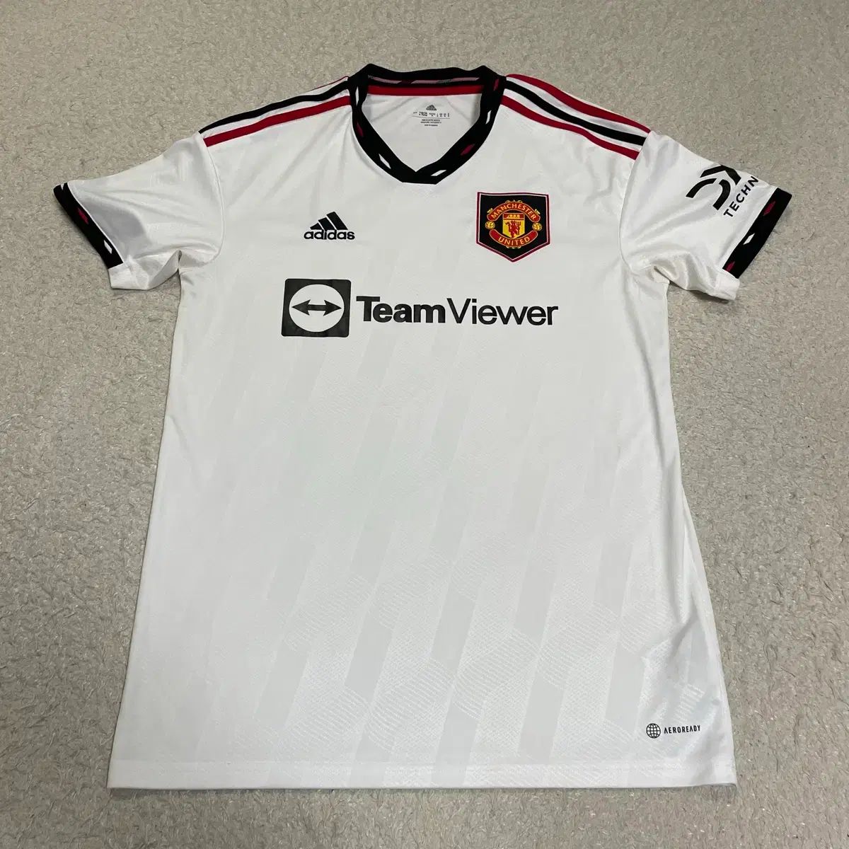 アディダス MANCHESTER UNITED FC(マンチェスター・ユナイテッドFC) アウェー ジャージ 半袖 白 xl 105