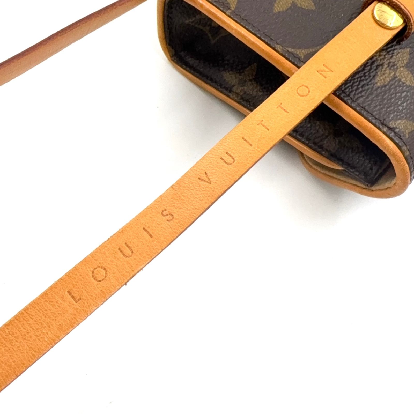 新着 LOUIS VUITTON ポシェット ツインPM モノグラム XS レザー×PVC