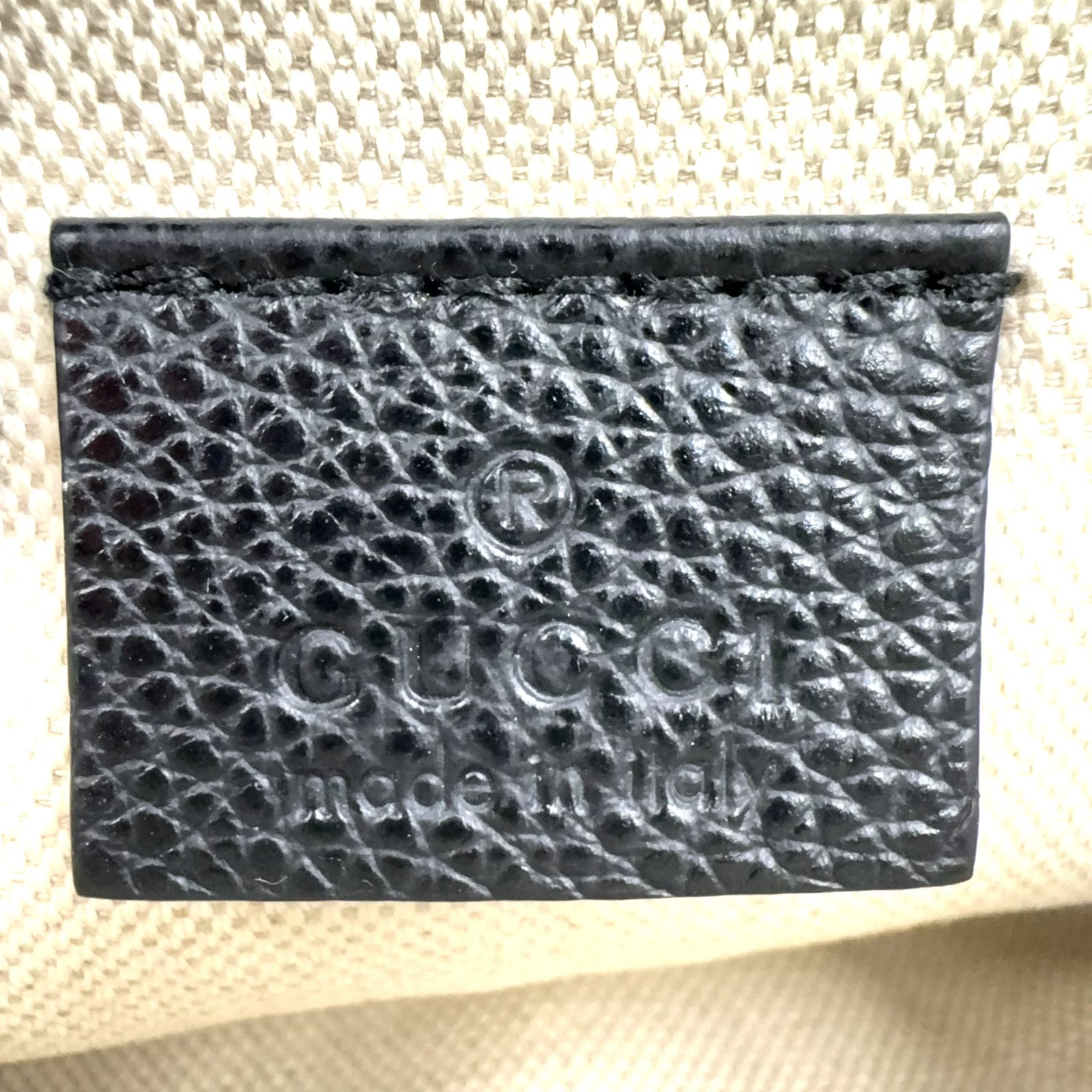 新着 GUCCI ロゴプリント スモール ベルトバッグ シェリーライン