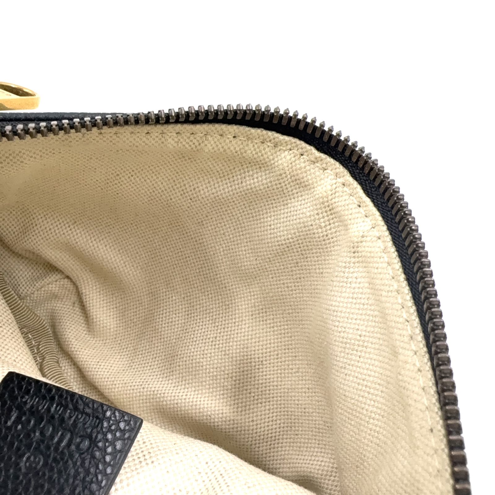 新着 GUCCI ロゴプリント スモール ベルトバッグ シェリーライン