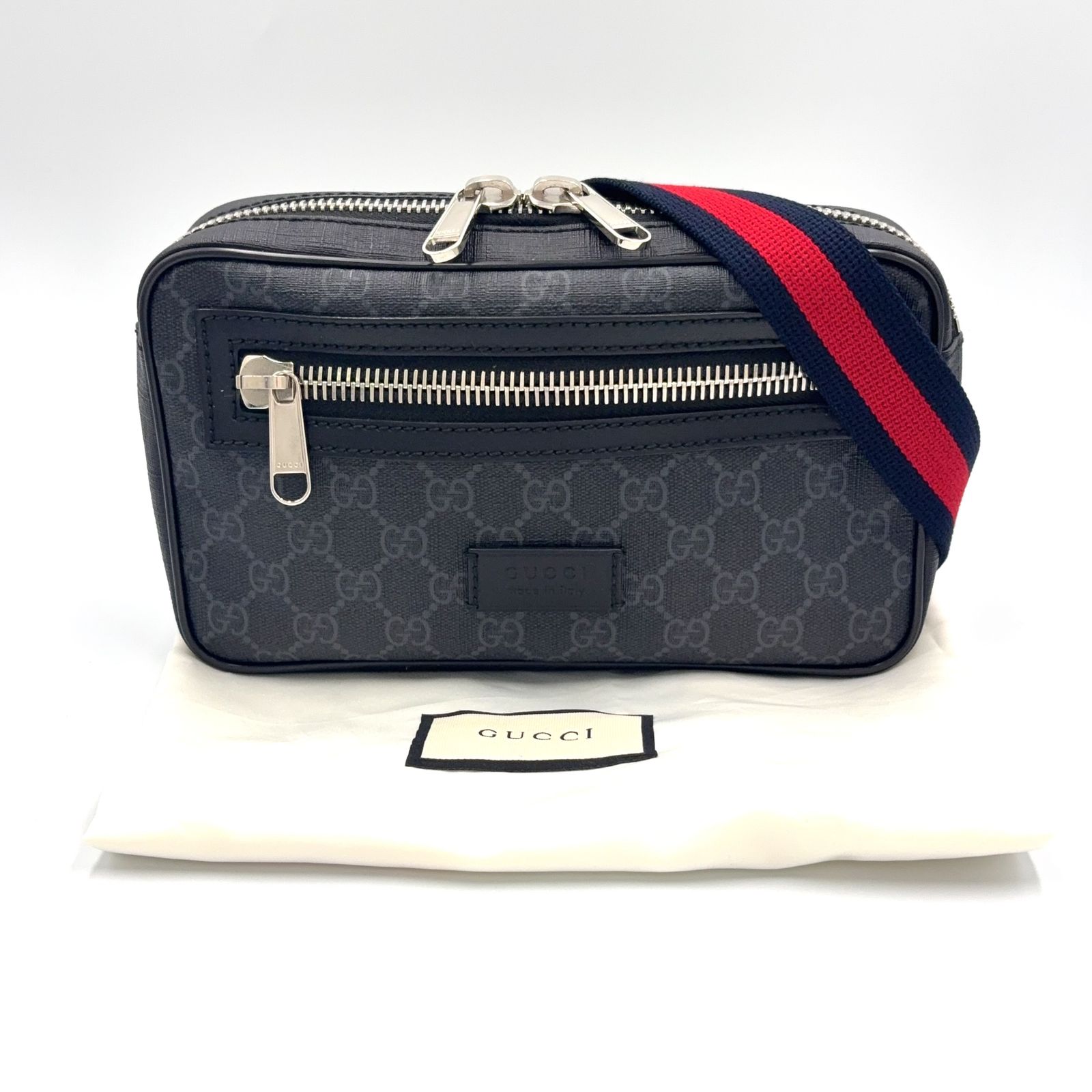 新着 GUCCI GGスプリーム シェリーライン レザー×PVC ブラック ボディバッグ シルバー 474293 新着 GUCCI GGスプリーム シェリーライン レザー×PVC ブラック ボディバッグ シルバー 474293