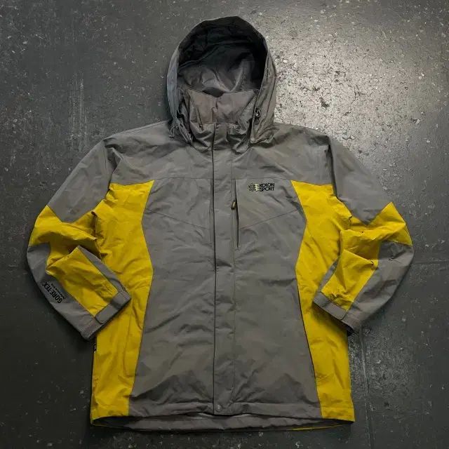 105 KOLON SPORT コーロンスポーツ ゴアテックス ウィンドブレーカー