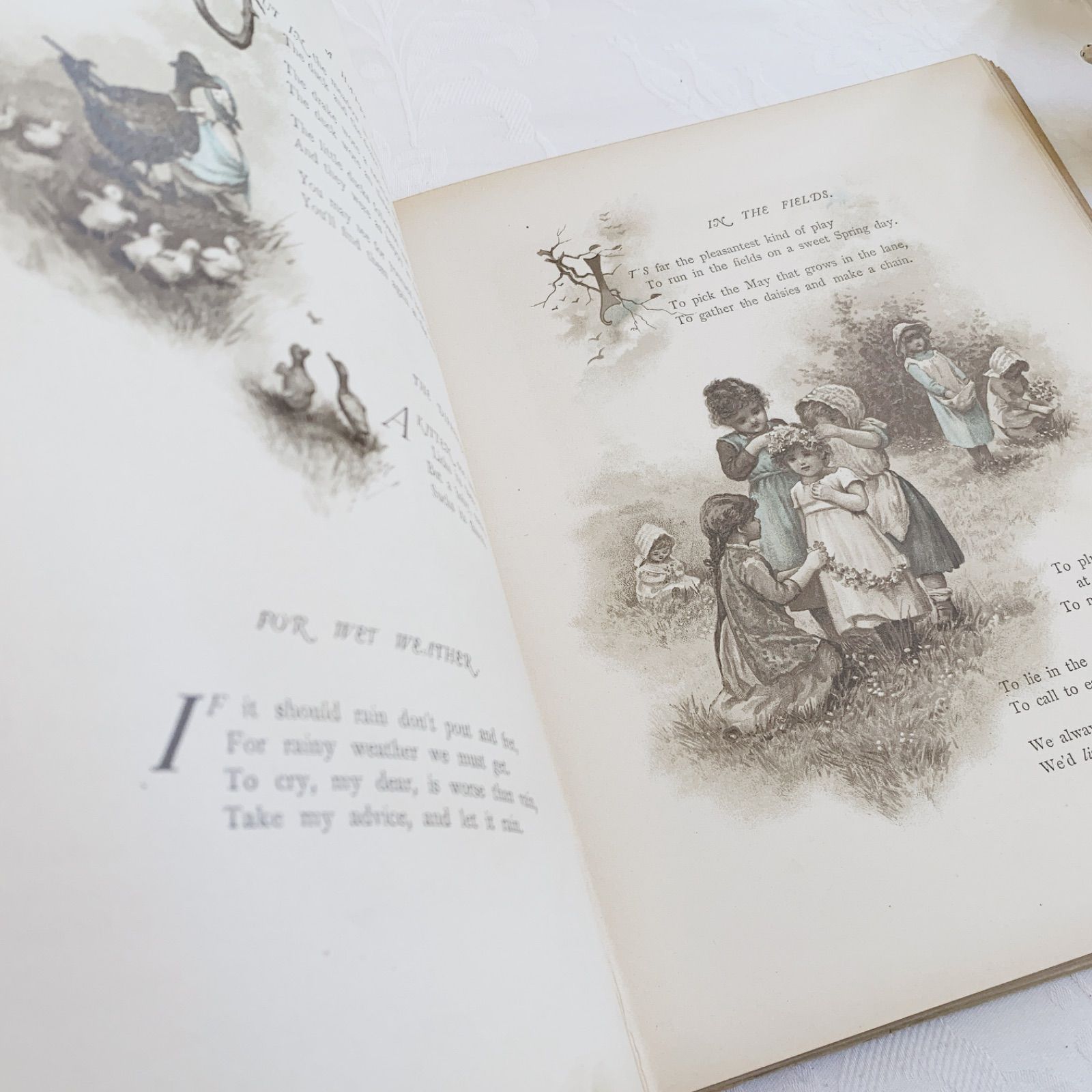 1880s-1890s 優しい挿絵の深い味わい- イギリスのアンティーク詩絵本