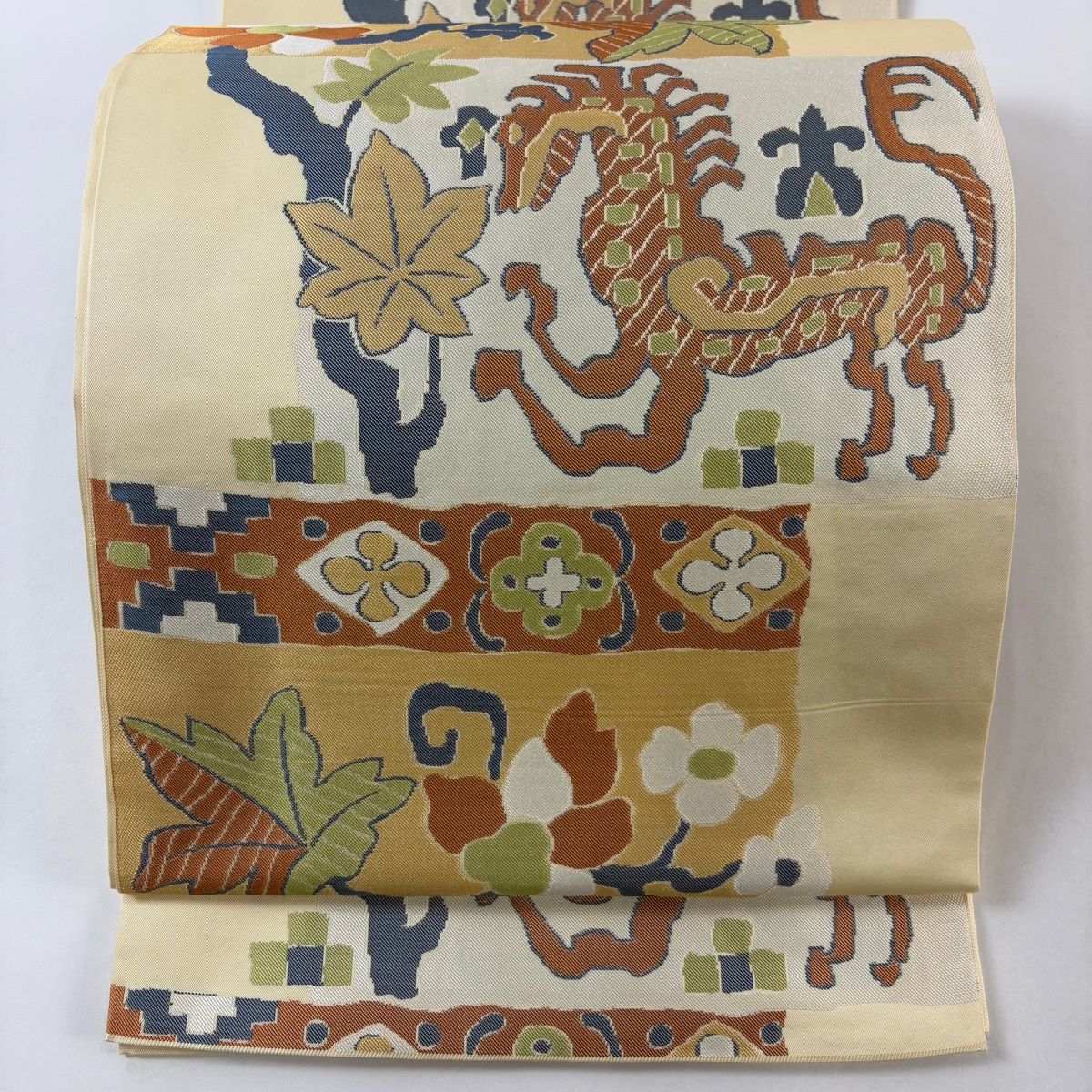 【在庫一掃】 【美品】 袋帯 逸品 関西仕立て 動物 枝花 ベージュ 六通 正絹 【中古】