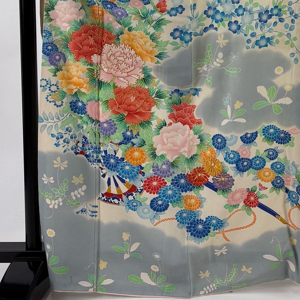 バイセル 着物 名品 振袖 クリーム 草花 牡丹 菊 枝梅 正絹 袷 身丈 