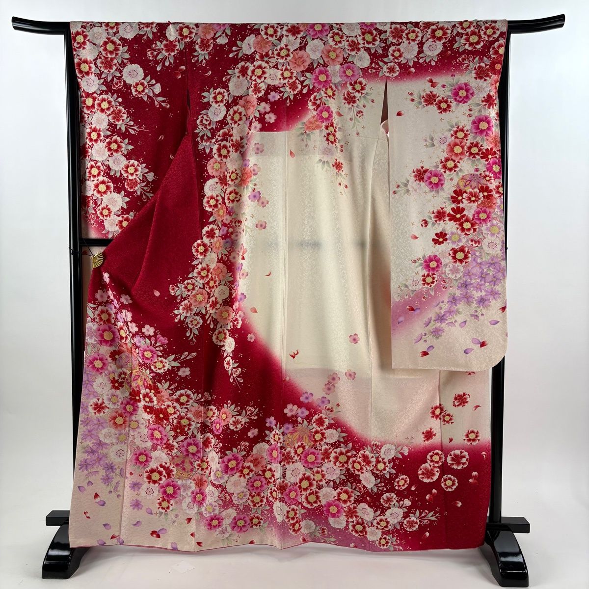 【在庫一掃】 振袖 身丈166.5cm 裄丈65.5cm M 袷 手鞠 草花 銀通し 金糸 赤 正絹 逸品 【中古】