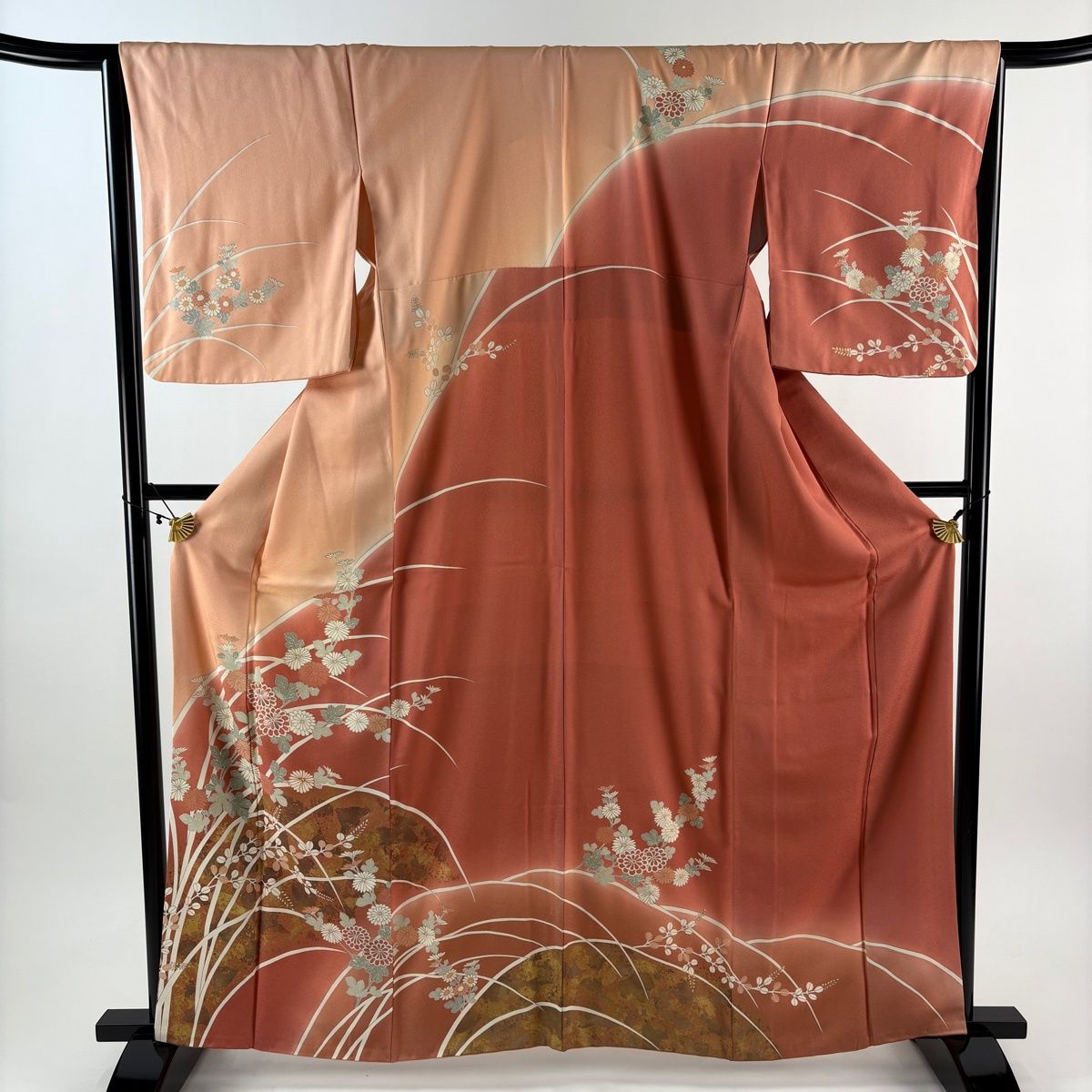 しつけ付　超美品　正絹　袷　訪問着　ペールオレンジ　トール　着丈165裄66 在庫一掃】 訪問着 身丈163.5cm 裄丈66cm M 袷 菊 萩 金糸 金彩