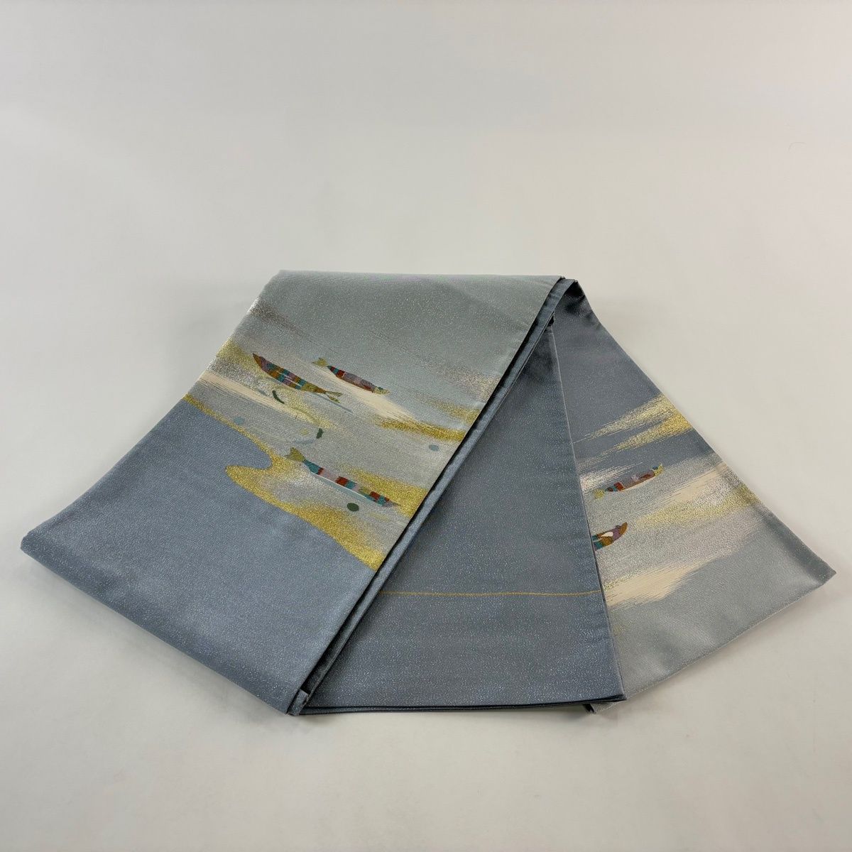 在庫一掃】 【美品】 袋帯 名品 魚 幾何学 金銀糸 青灰色 お太鼓柄