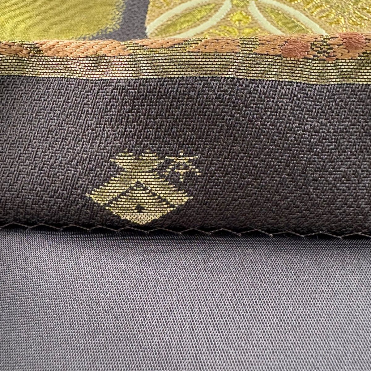 袋帯 美品 名品 雪月花 草花 亀甲 刺繍 金糸 クリーム 六通 正絹