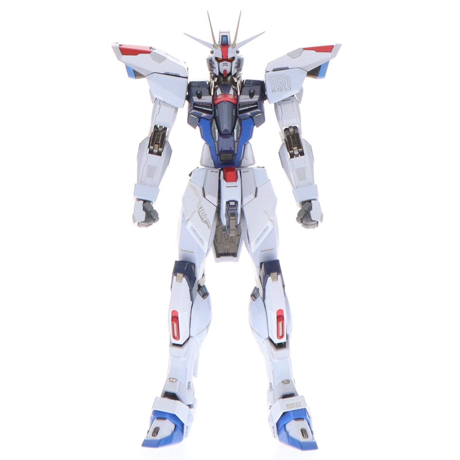 METAL BUILD フリーダムガンダム CONCEPT 2 SNOW SPARKLE Ver. 機動