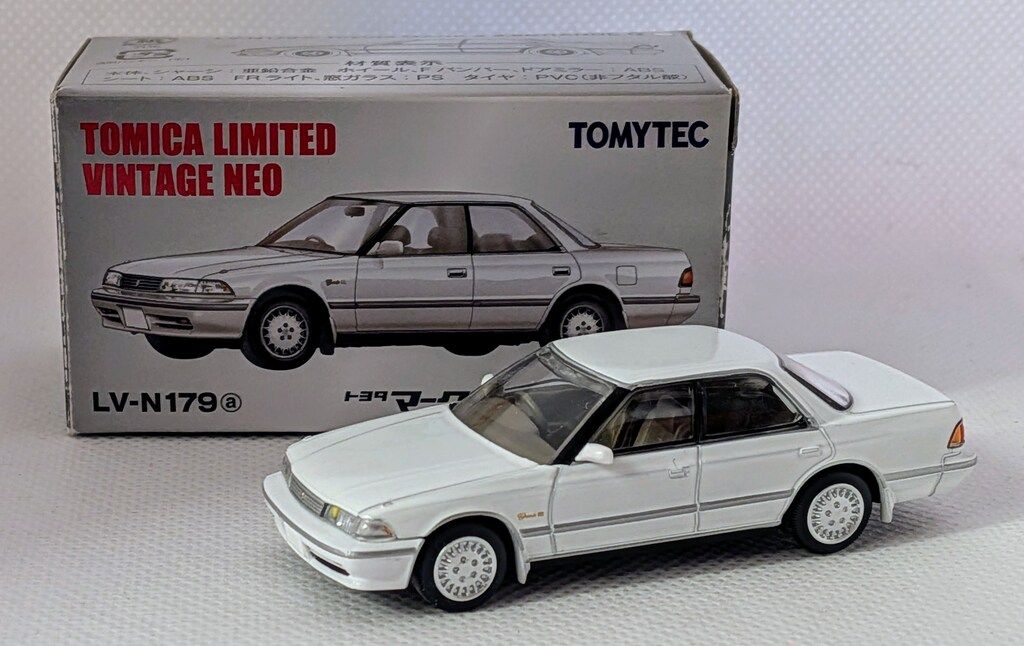 トミーテック TOMICA LIMITED VINTAGE NEO トヨタ マークII 2.5