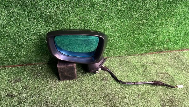 マツダ　アクセラスポーツ　左ドアミラー　BM5FS-　H20　L-C-2-3791
