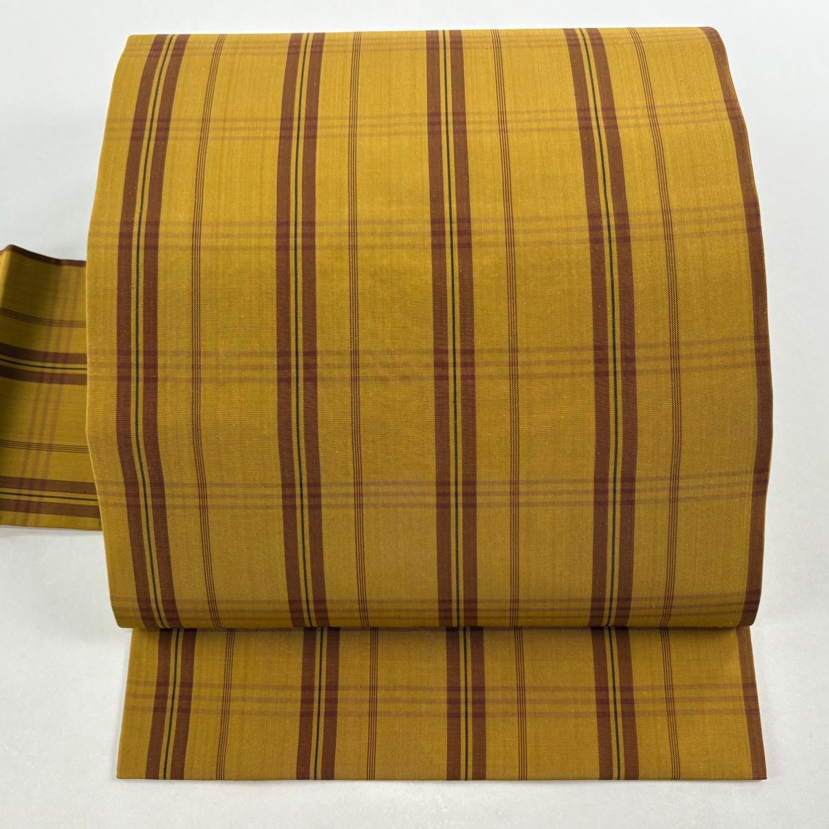 【在庫一掃】 【美品】 名古屋帯 逸品 紬地 格子 山吹茶色 正絹 【中古】