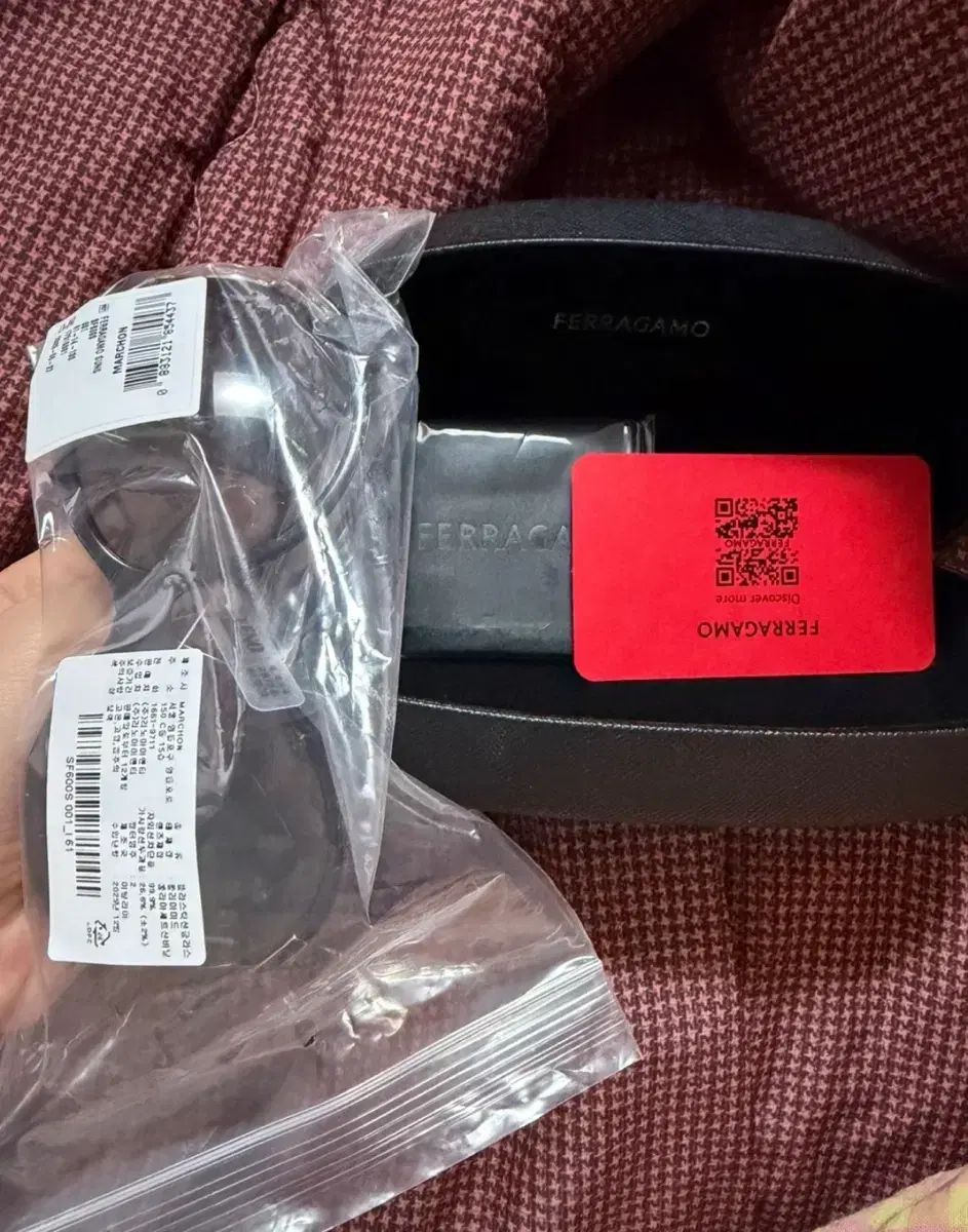 FERRAGAMO フェラガモ サングラス