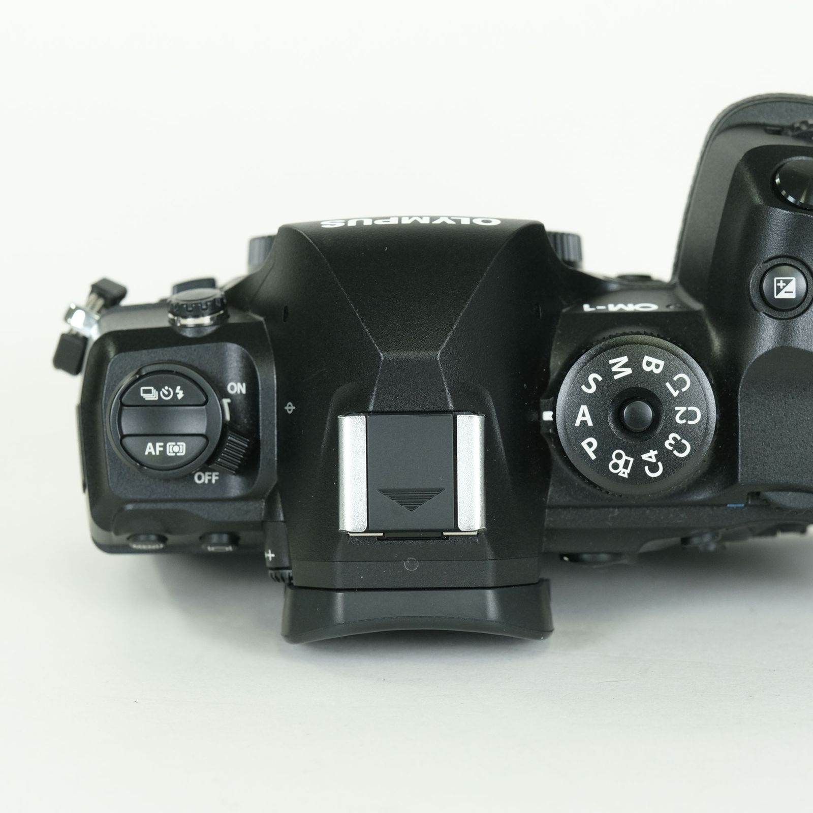 美品 | シャッター数950回] OM SYSTEM OM-1 [ボディ] | マイクロフォー