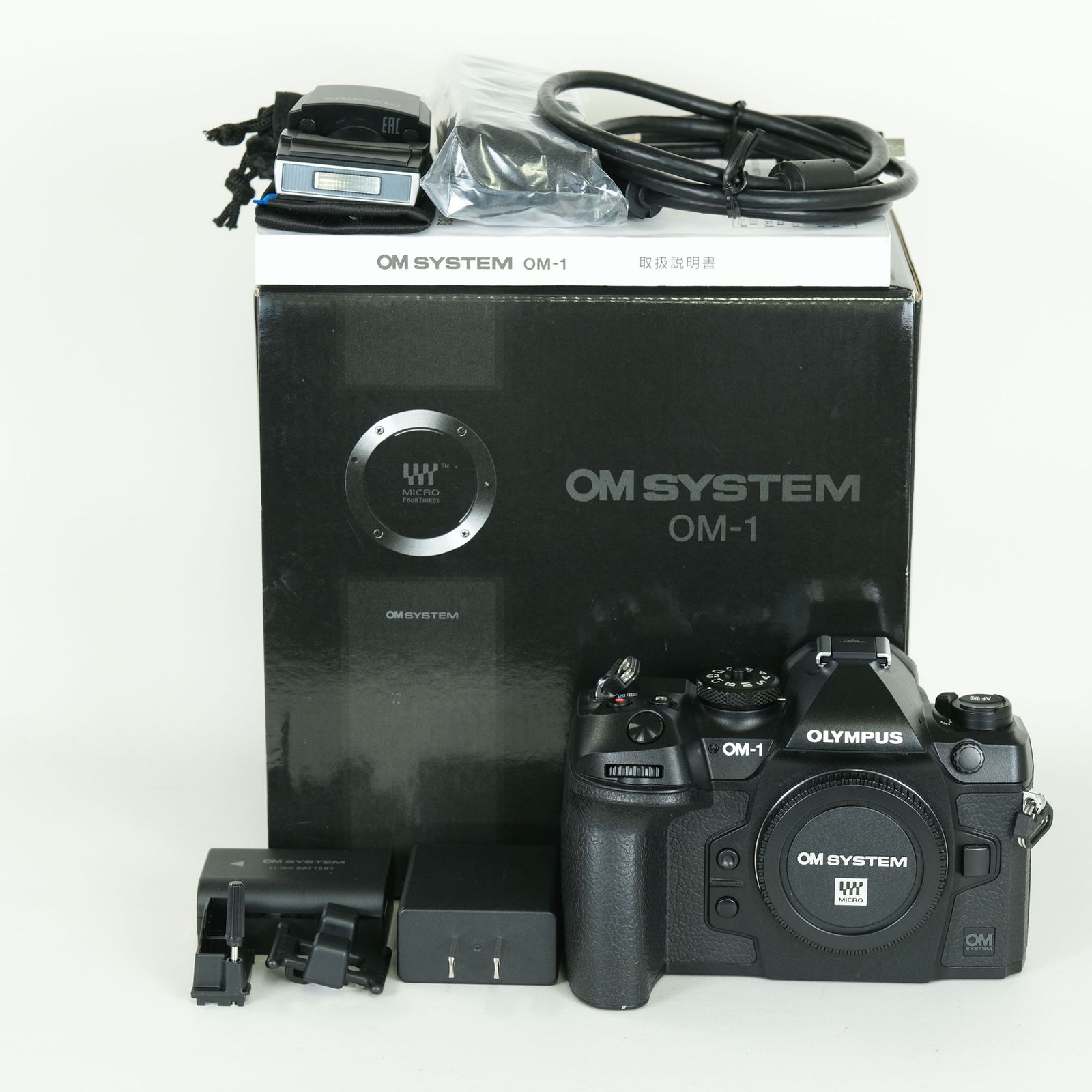 OM SYSTEM OM-1 シャッター回数1869 12-100 PRO 美品 美品 | シャッター数950回] OM SYSTEM OM-1 [ボディ] | マイクロフォー