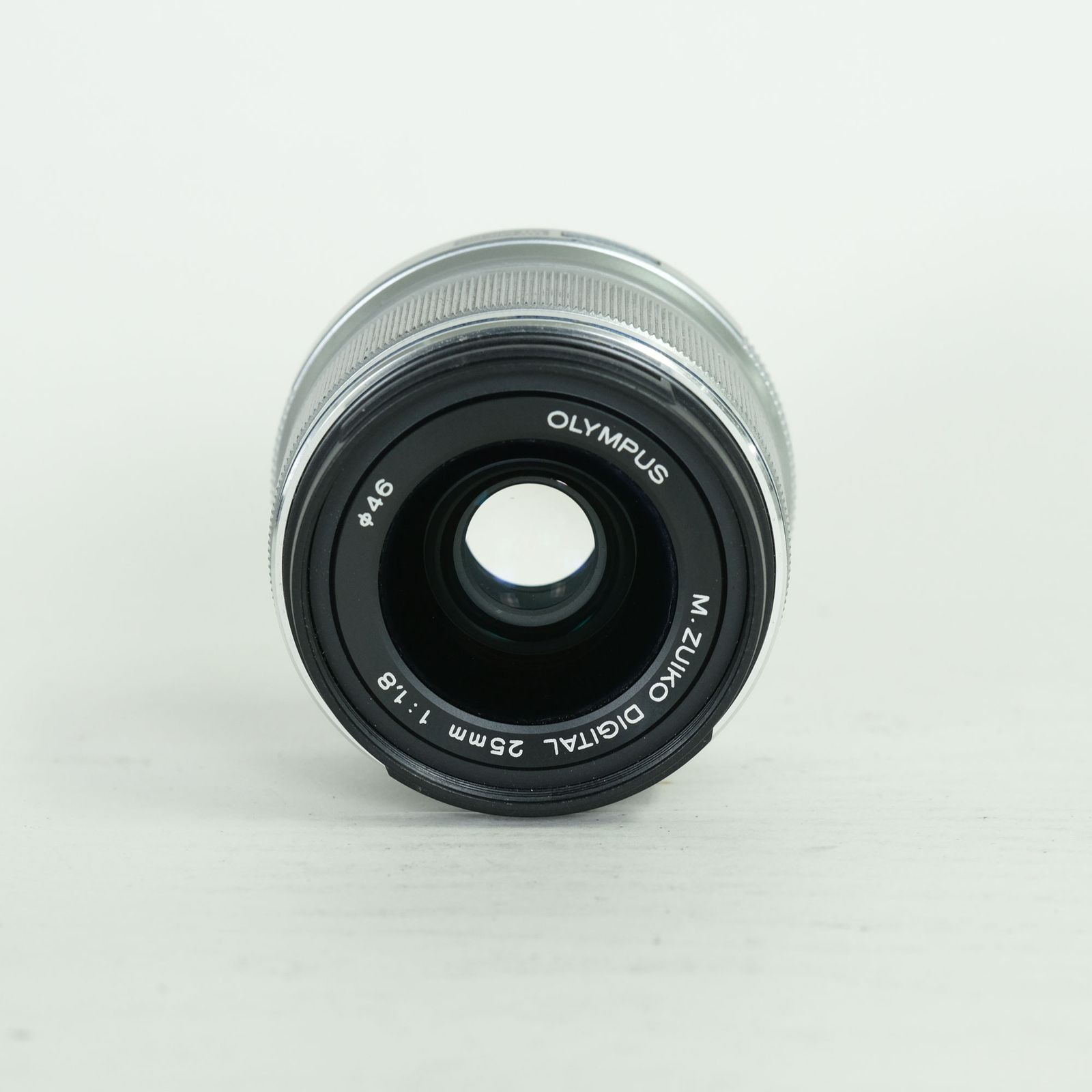 並品 | フード付] OLYMPUS M.ZUIKO DIGITAL 25mm F1.8 [シルバー