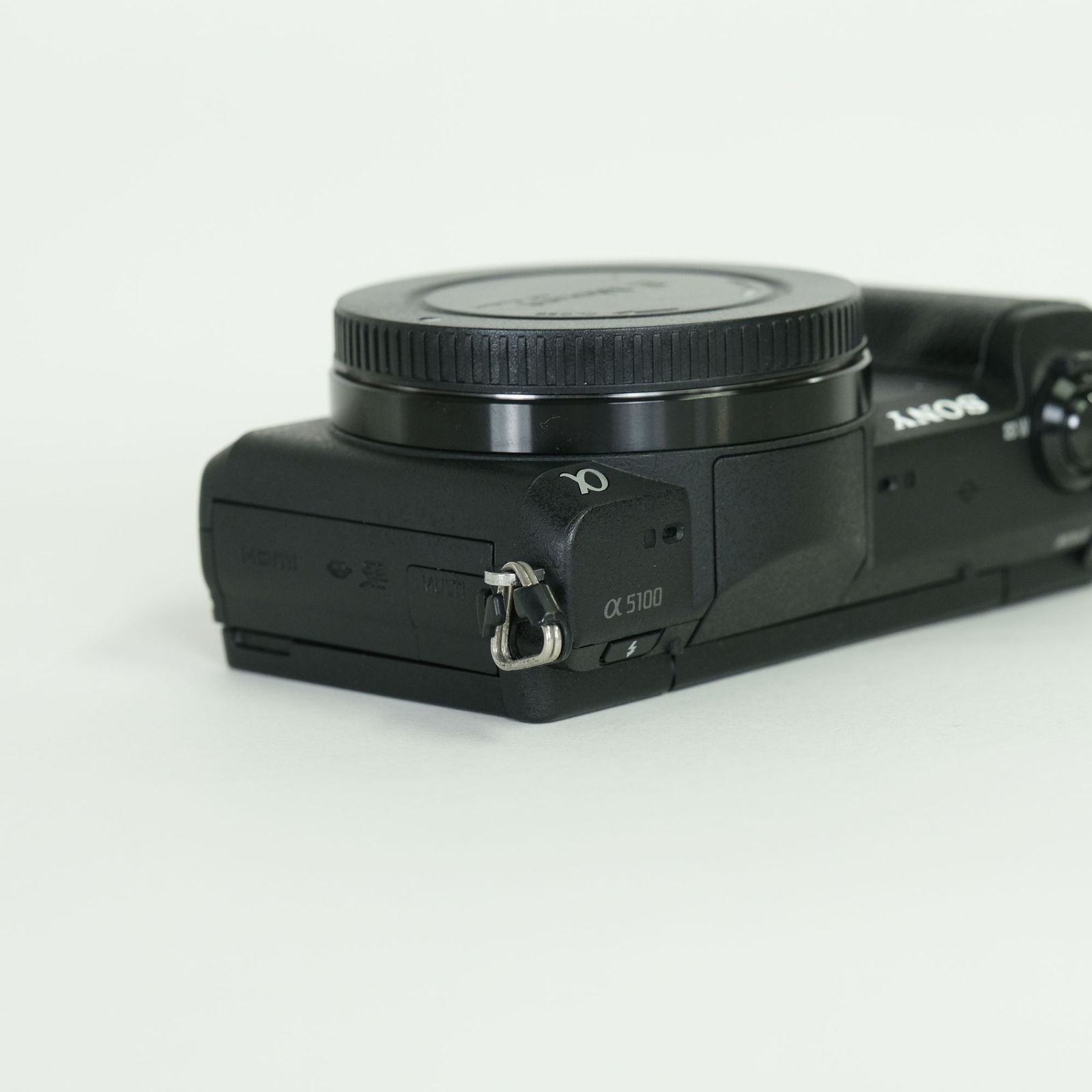 美品 | シャッター数4,600回] SONY α5100 ILCE-5100 ブラック | ソニー