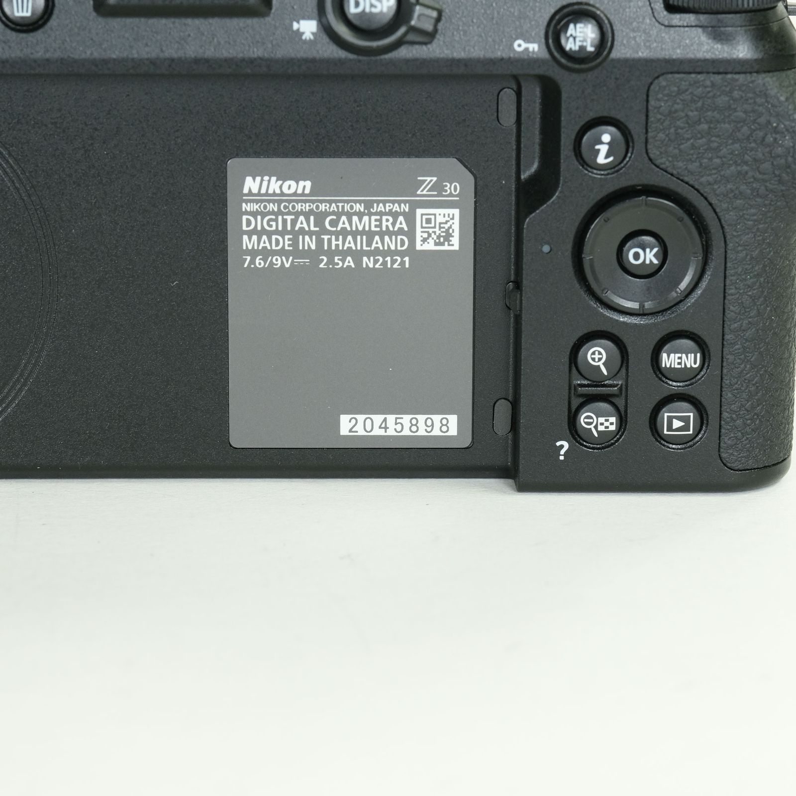 【Nikon Z30 ボディ】シャッター約12,000回 ウィンドジャマー付き 美品 | シャッター数311回] Nikon Z30 [ボディ] | Nikon Zマウント
