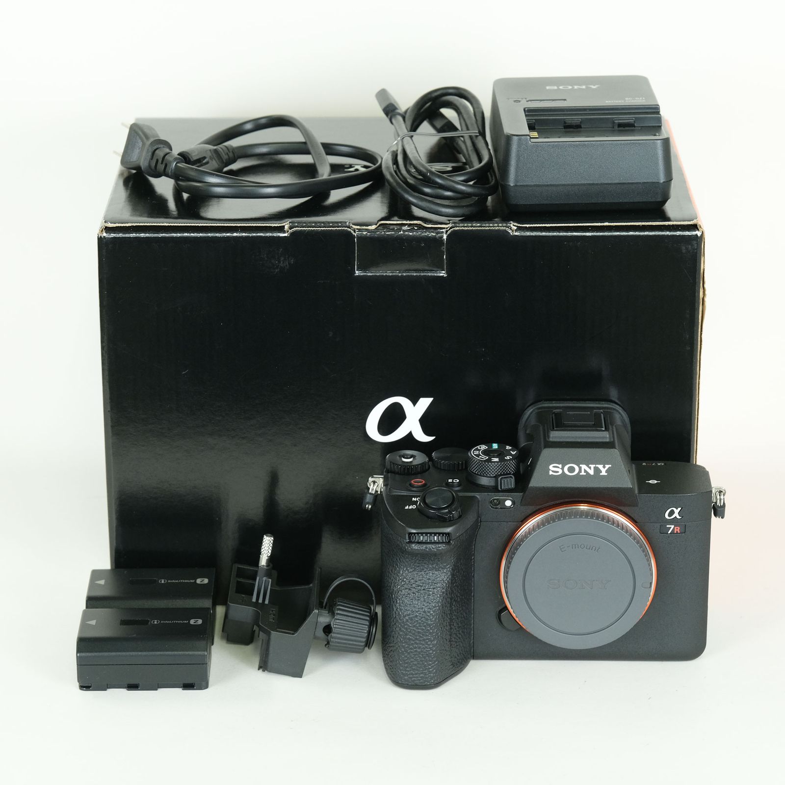 美品 | シャッター数12,309回｜バッテリー2個付] SONY α7R V（ILCE