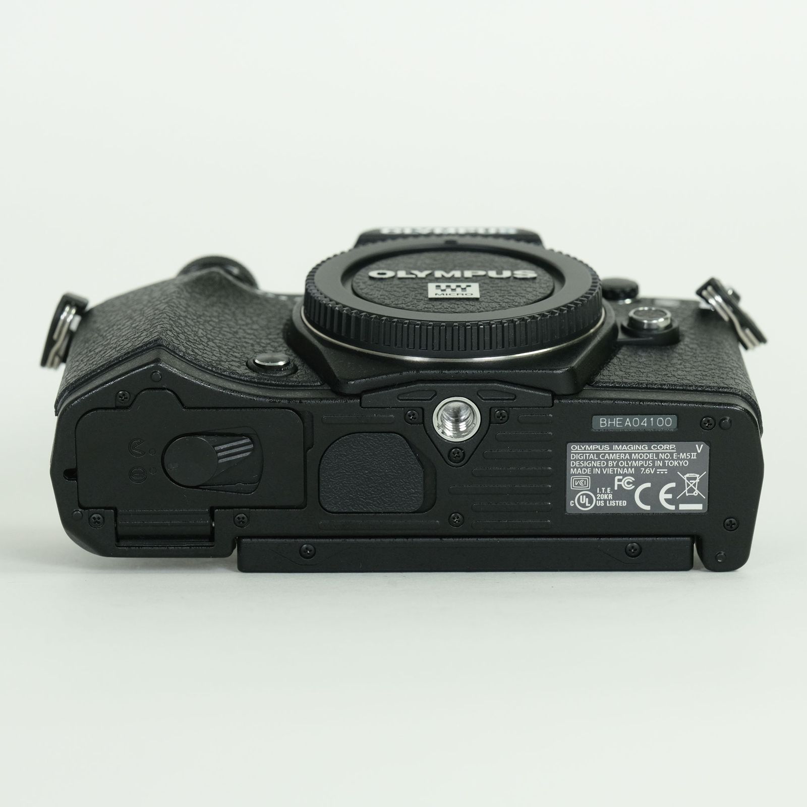 美品 | シャッター数2,071回] OLYMPUS OM-D E-M5 Mark II [ボディ 
