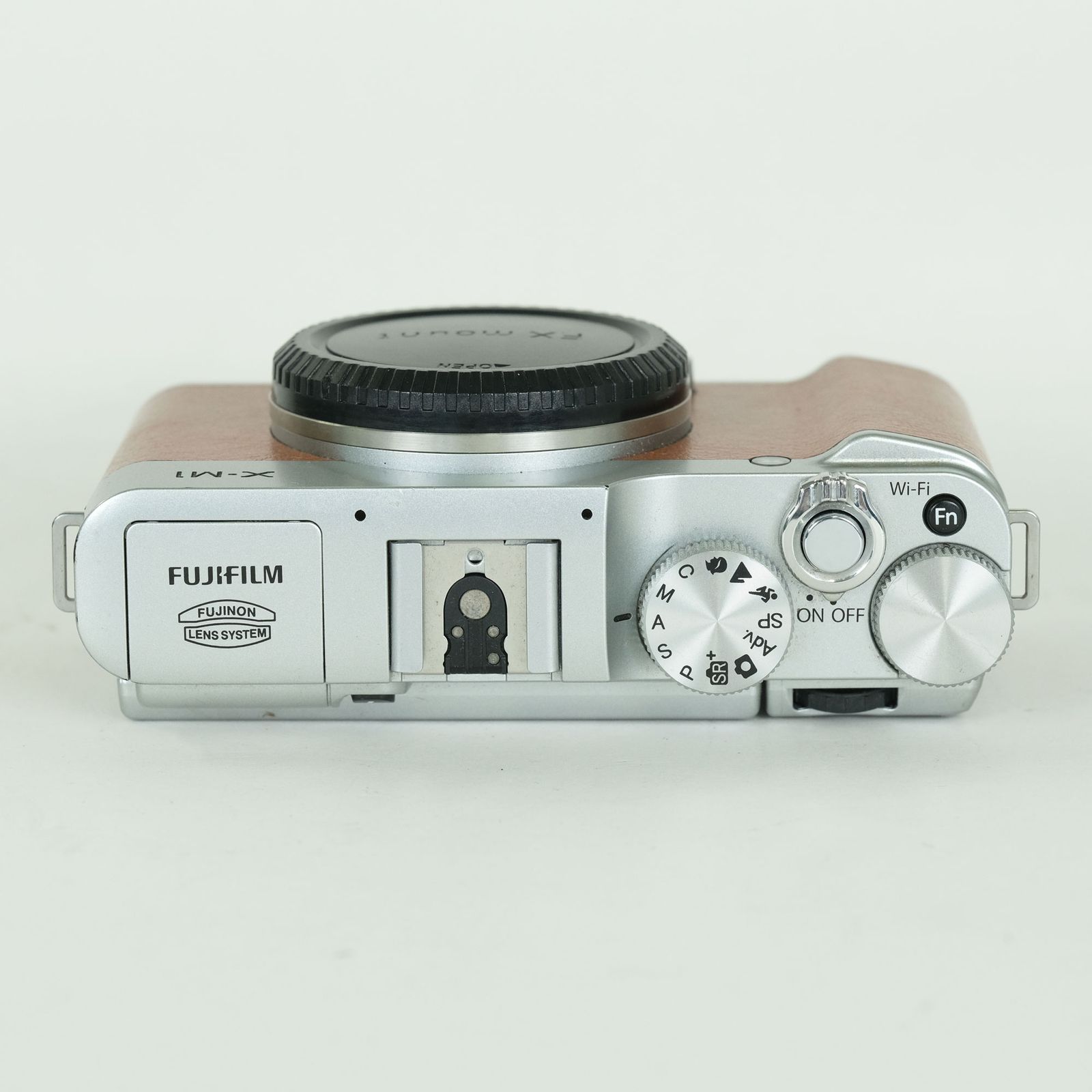 並品] FUJIFILM X-M1 ボディ ブラウン | 富士フイルムXマウント - メルカリ