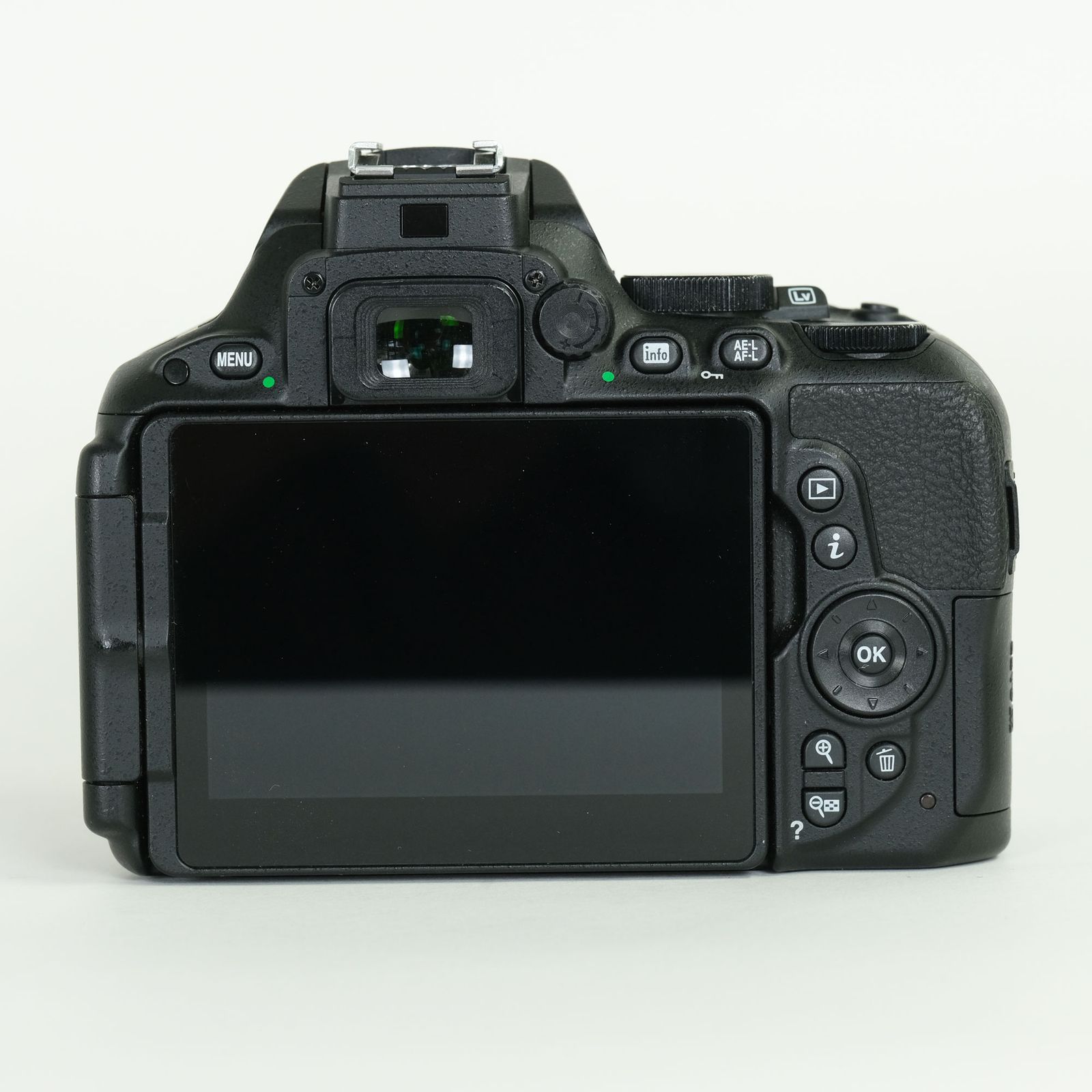 美品 | シャッター数195回｜バッテリー2個付] Nikon D5500 | Nikon F