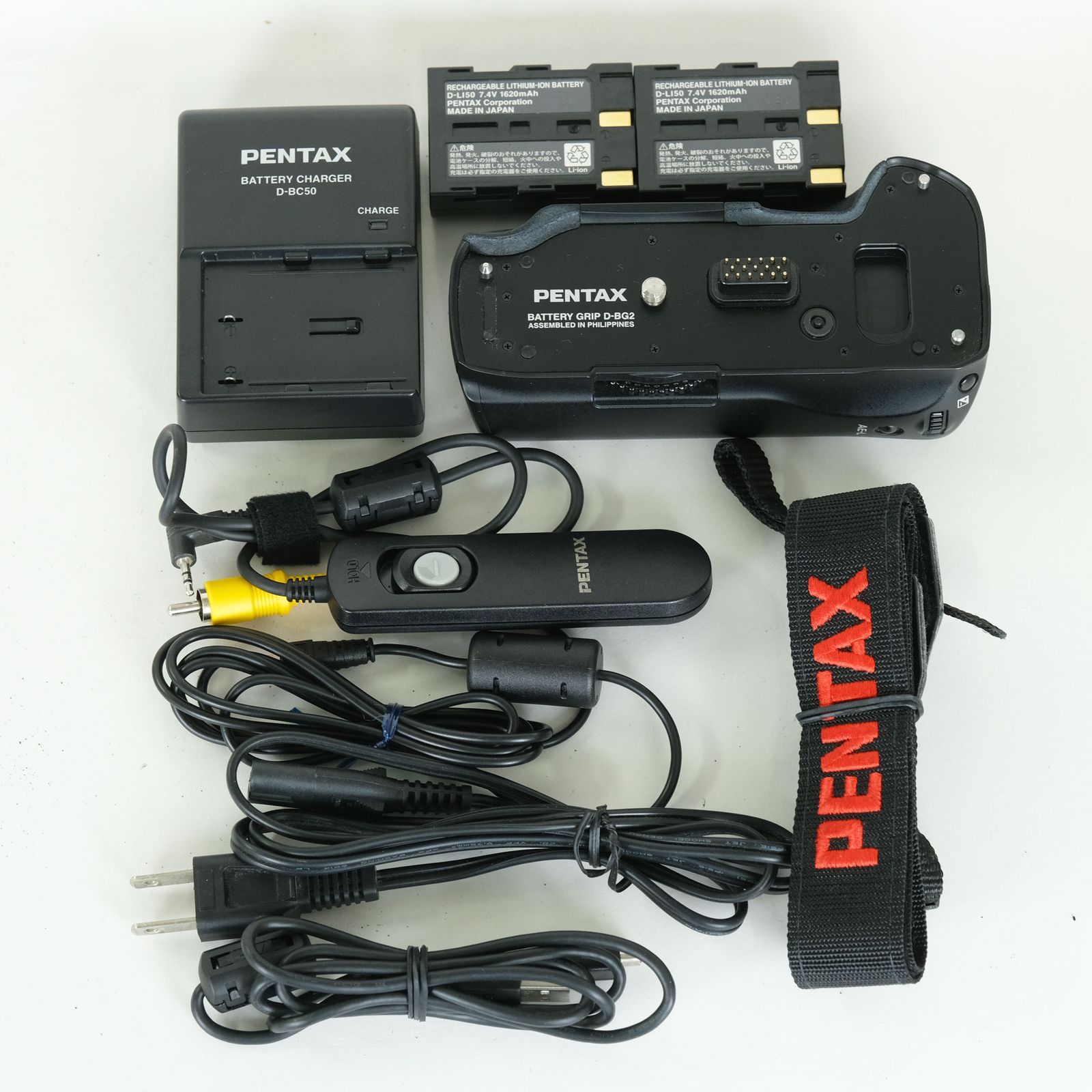 美品 | シャッター数4,208回｜バッテリーグリップ付] PENTAX K20D