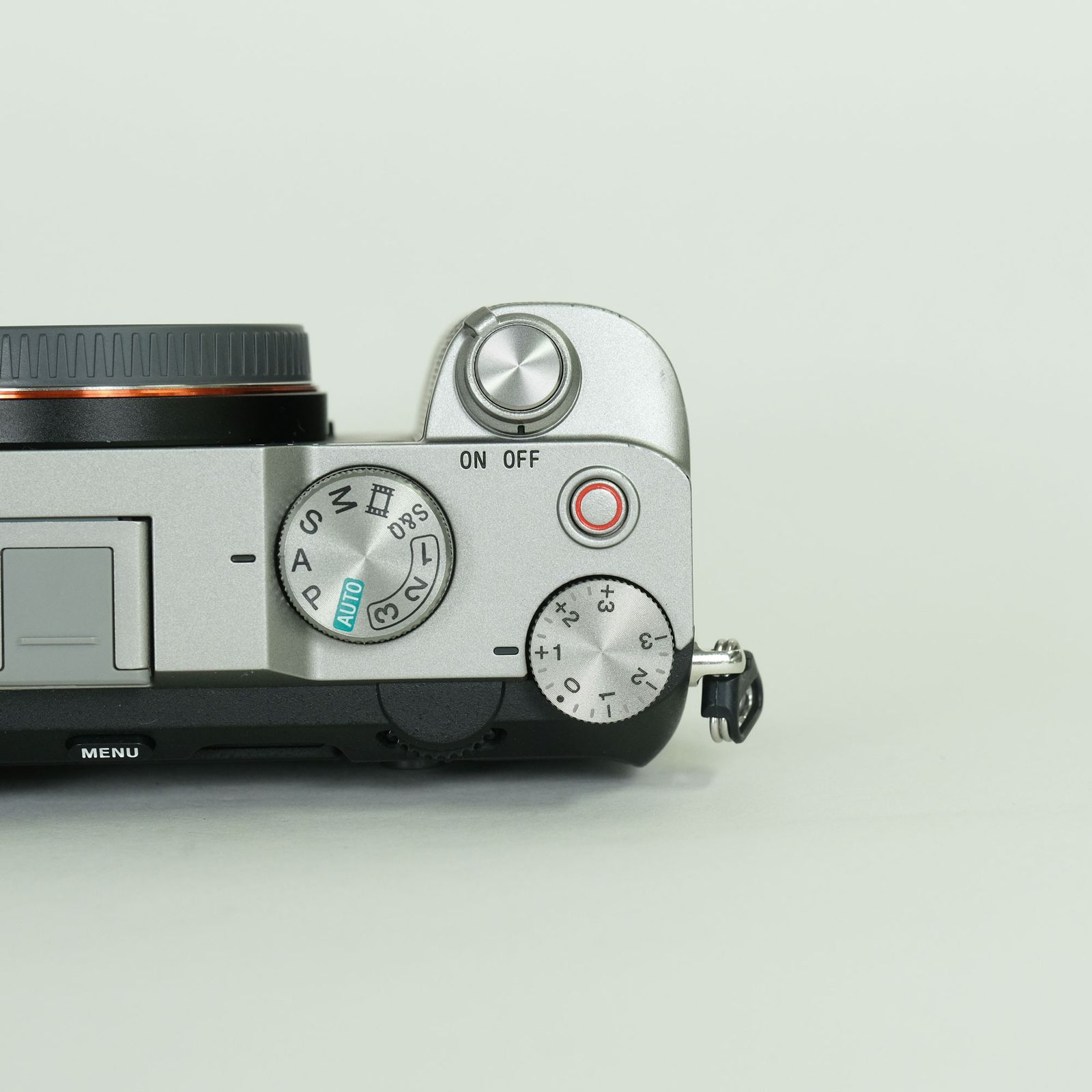 SONY α7C ボディ シルバー ILCE-7C シャッター4.7万回 完動品 美品 | シャッター数9,882回] SONY α7C（ILCE-7C） [ボディ シルバー