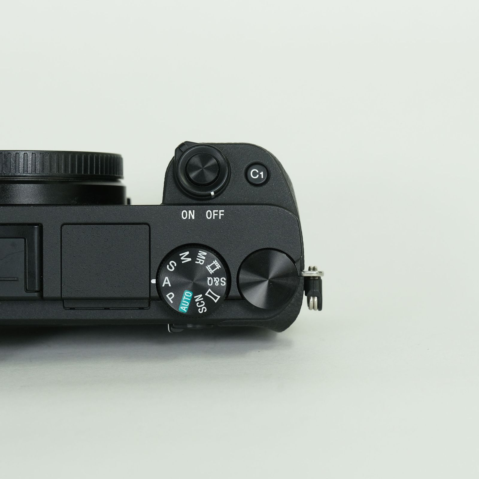 美品 | シャッター数6,908回] SONY α6400（ILCE-6400） [ボディ